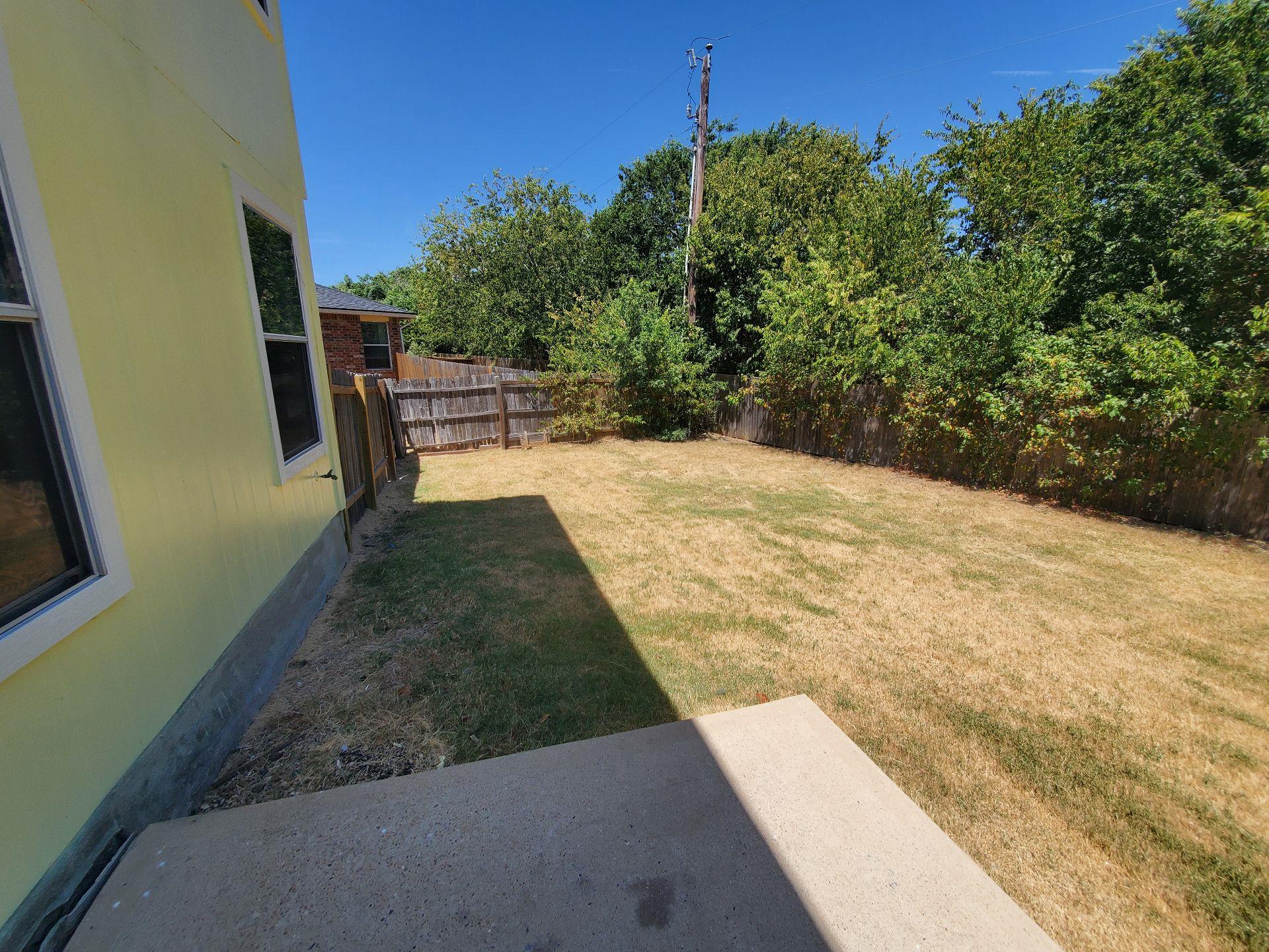 1014 Glen Meadow Cv Property Photo 2