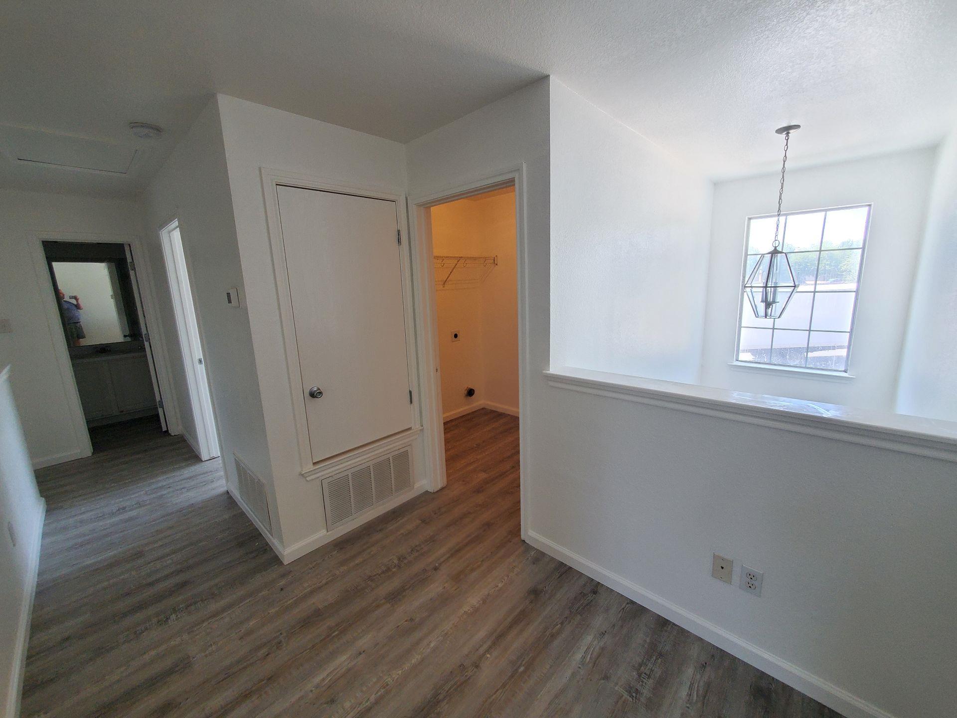 1014 Glen Meadow Cv Property Photo 13