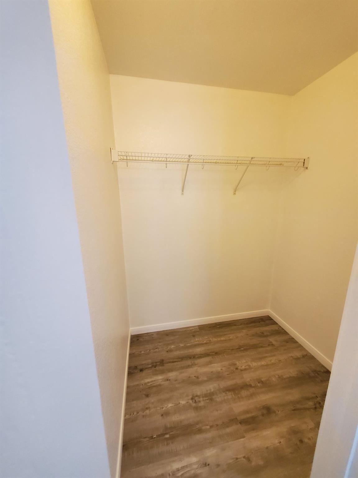 1014 Glen Meadow Cv Property Photo 18