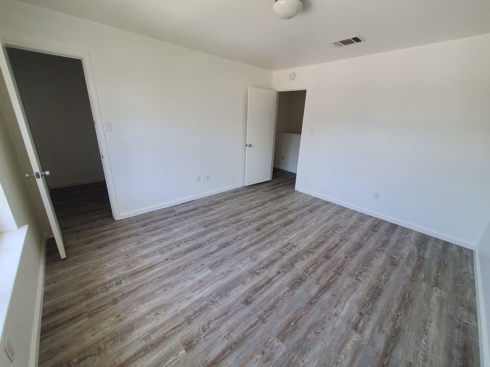 1014 Glen Meadow Cv Property Photo 21