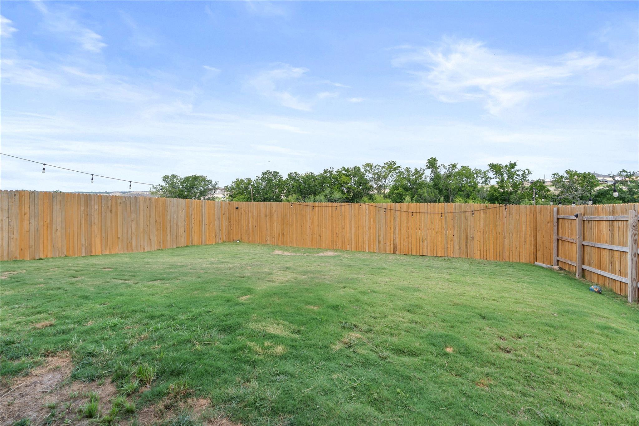 143 Santa Rosa Ln Property Photo 27