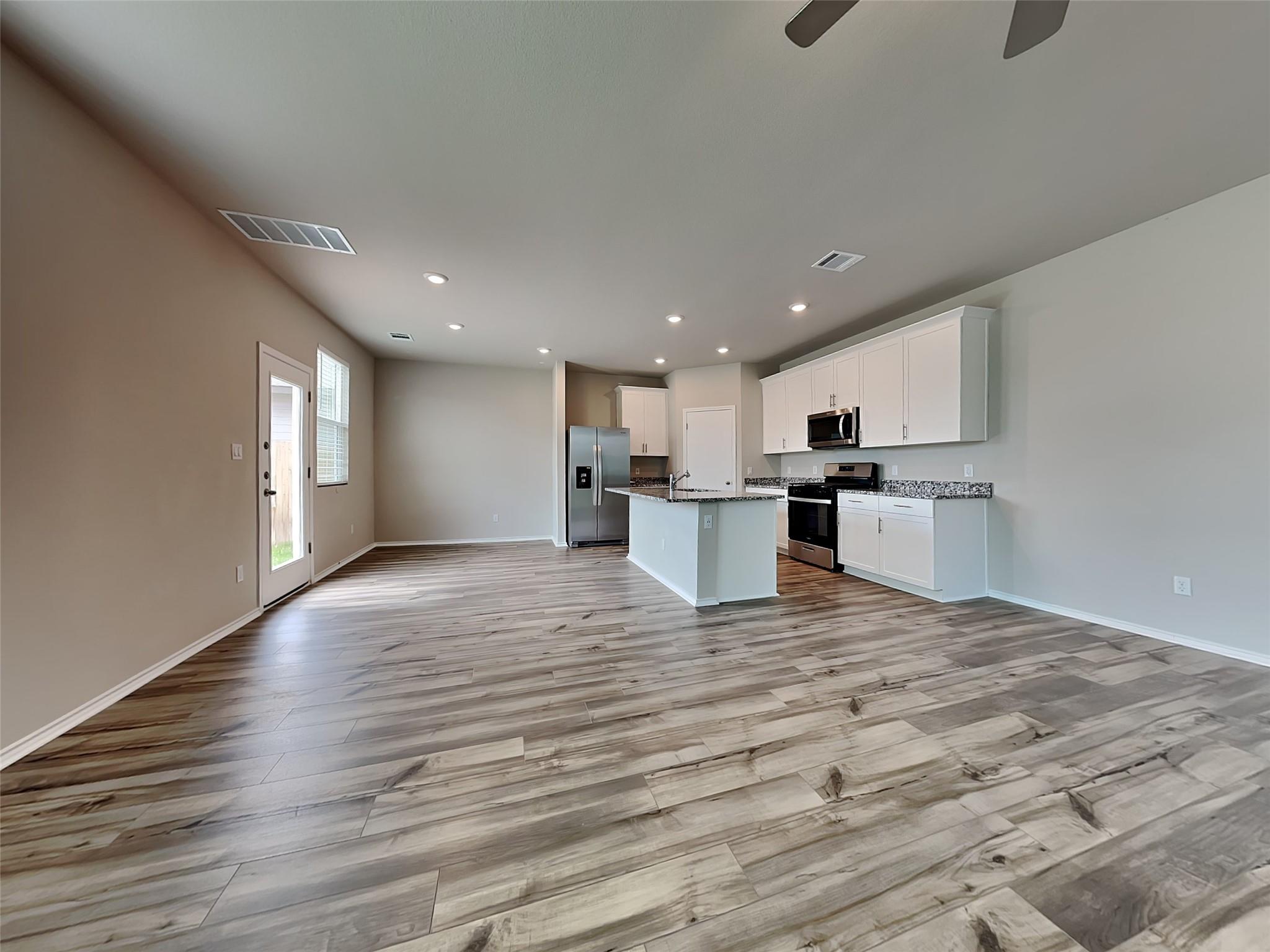 5121 Saddle Club Dr Property Photo 2