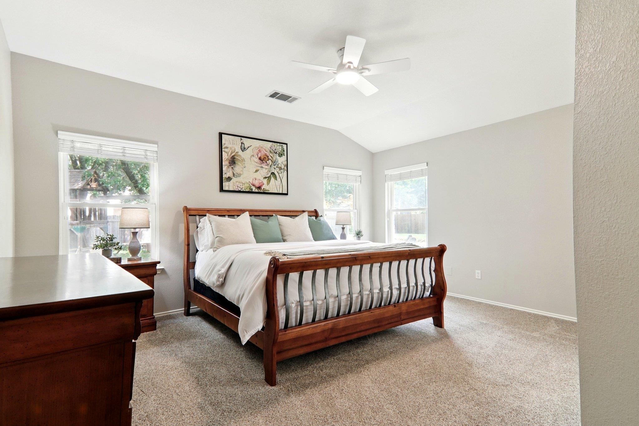 10733 Quarry Oaks Trl Property Photo 17