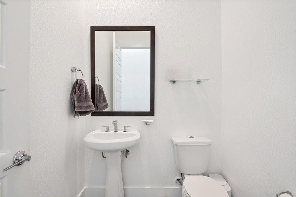 6013 Florencia Ln Property Photo 16