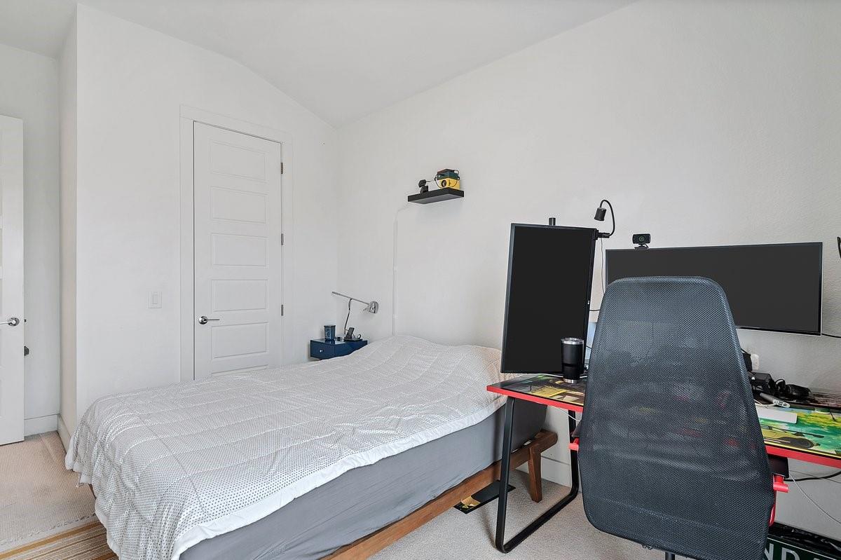 6013 Florencia Ln Property Photo 25