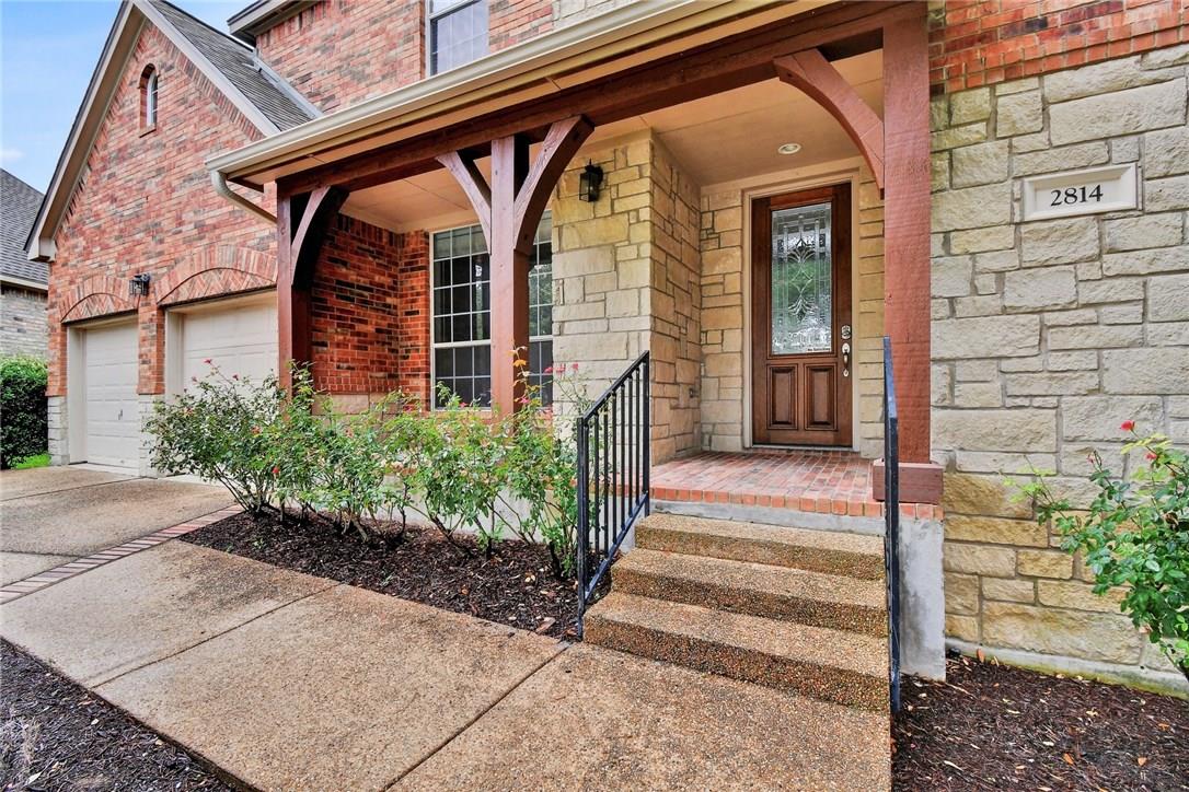 2814 Cool River Loop Property Photo 1