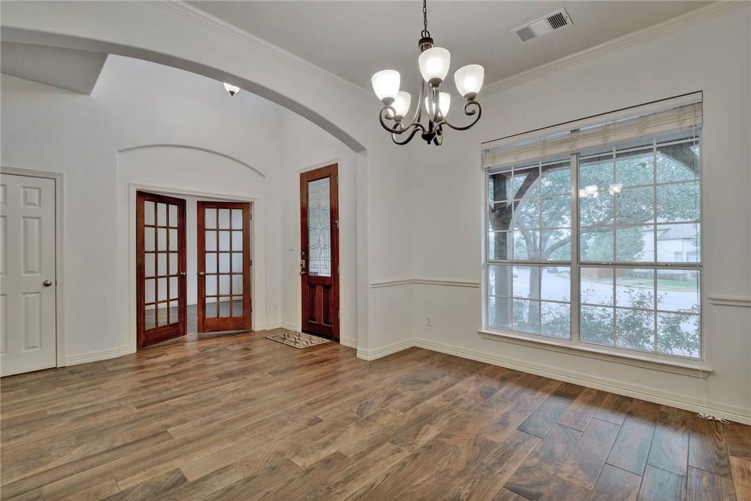 2814 Cool River Loop Property Photo 7