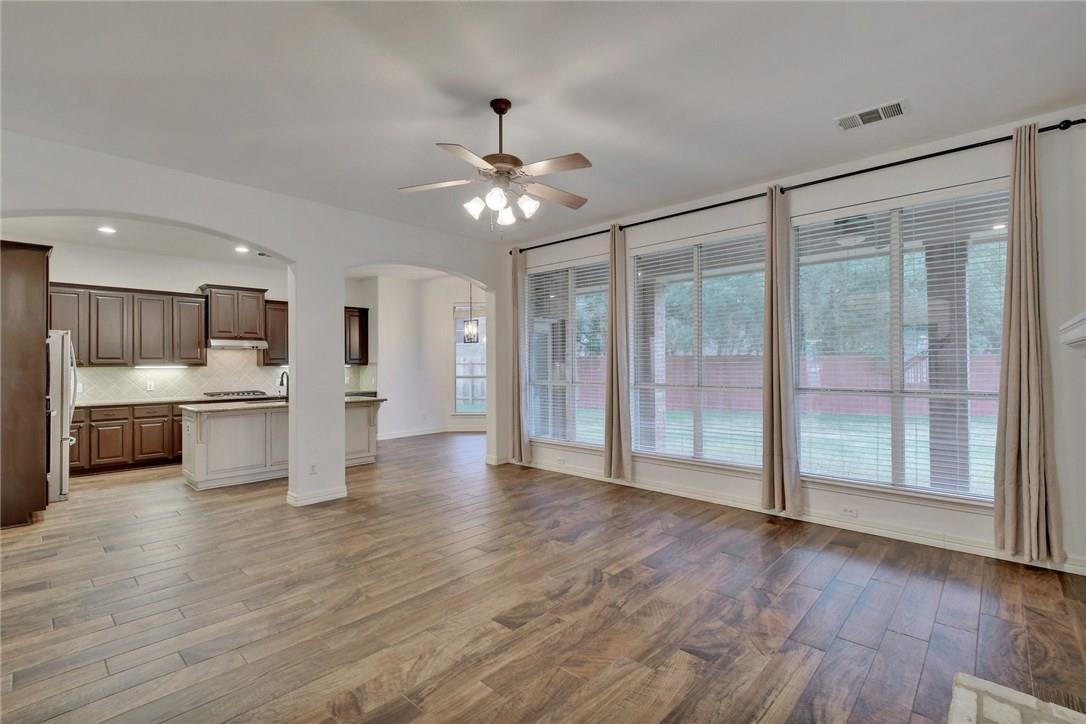 2814 Cool River Loop Property Photo 13