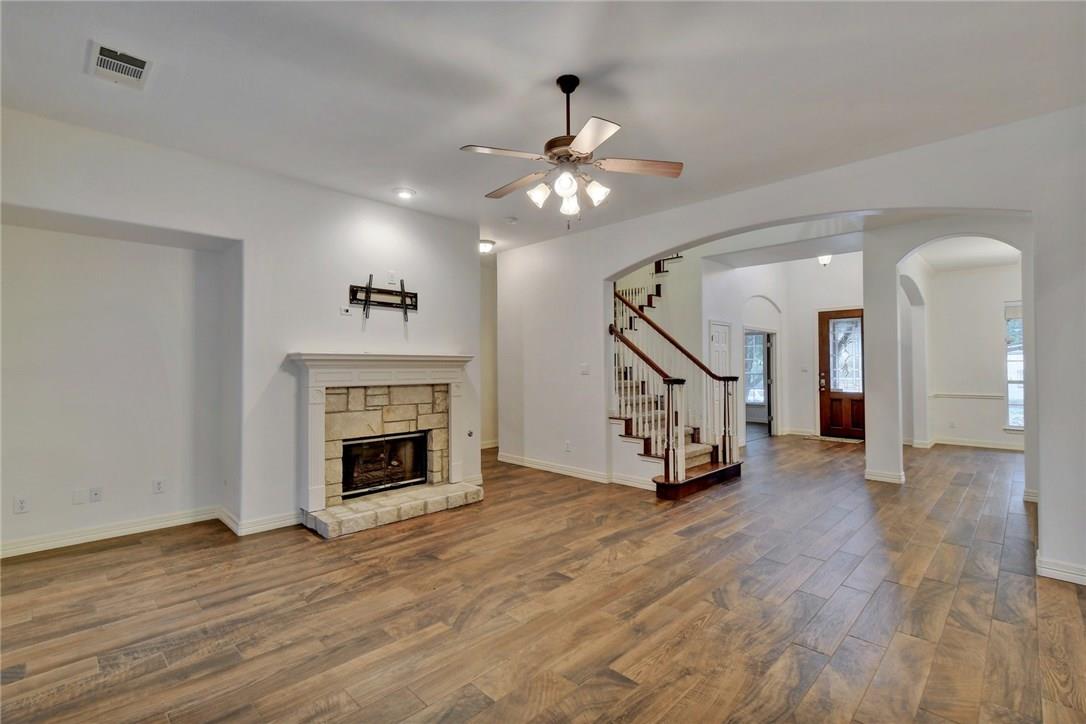 2814 Cool River Loop Property Photo 15