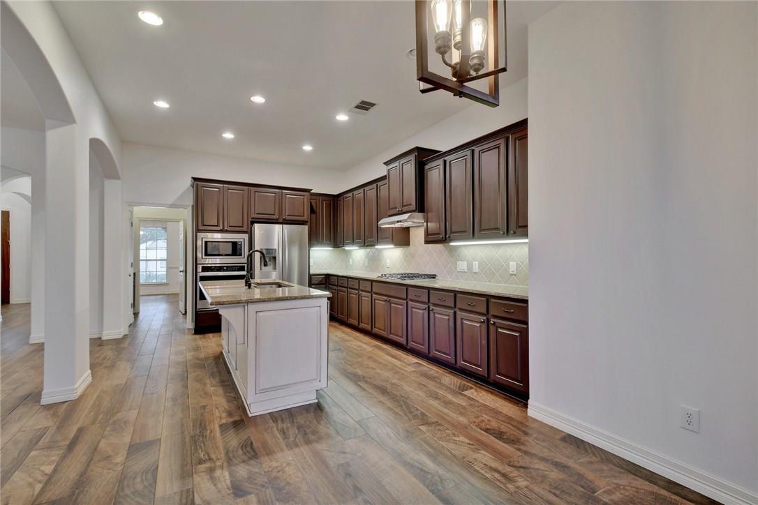 2814 Cool River Loop Property Photo 18