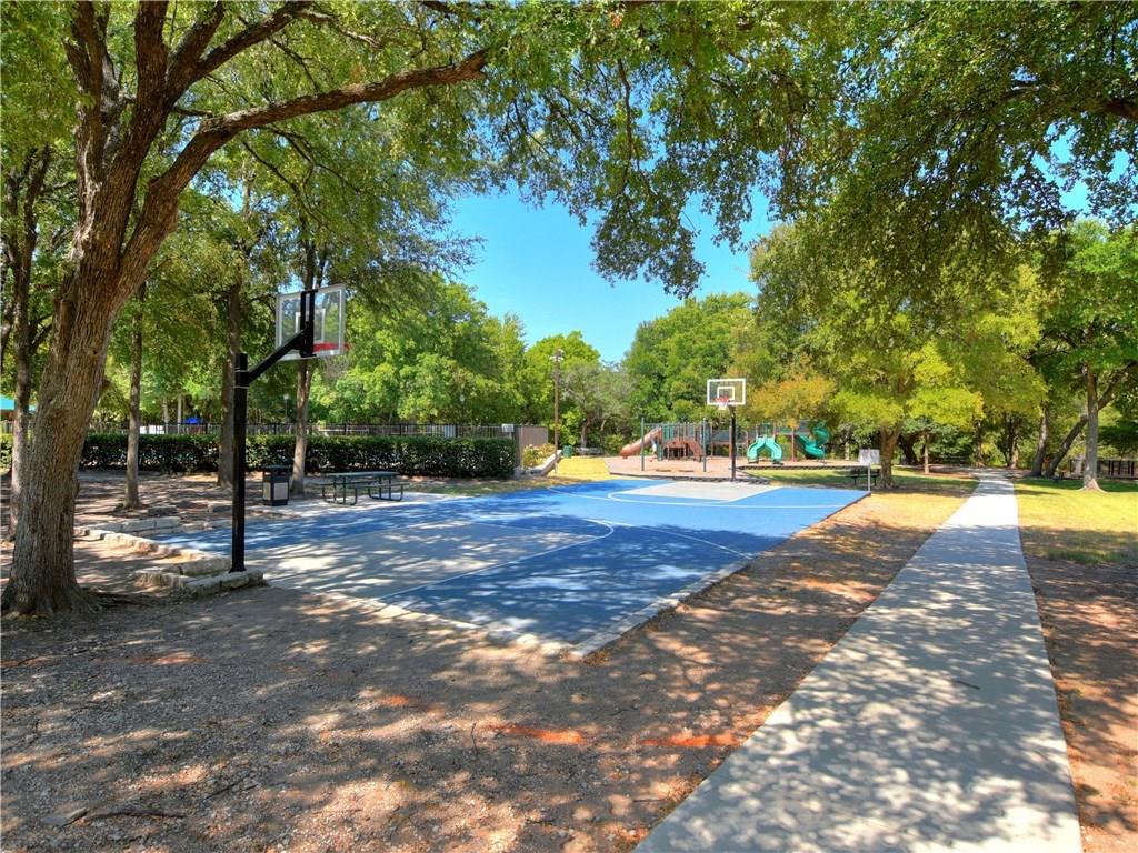 2814 Cool River Loop Property Photo 39