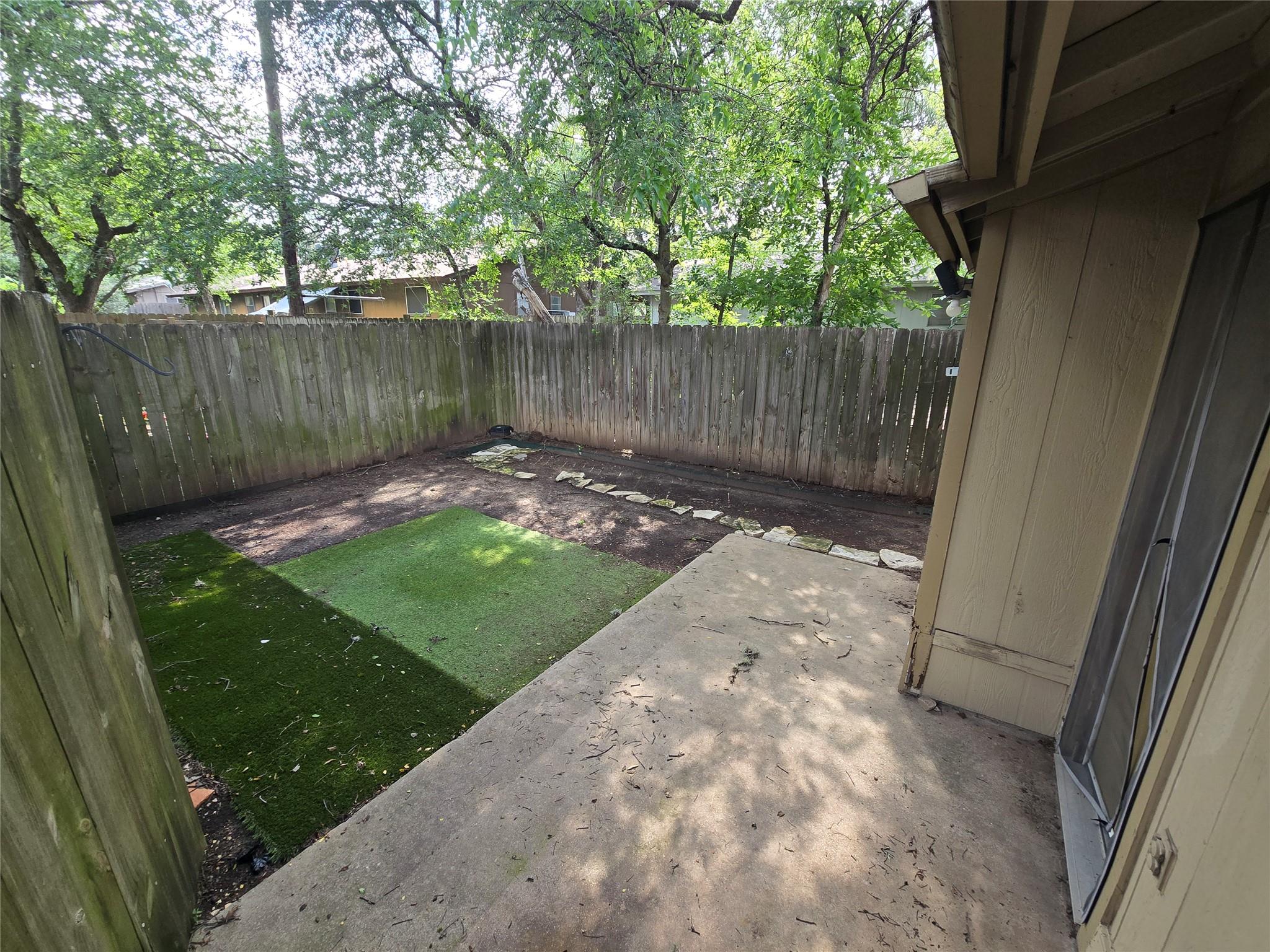 7102 Dan Jean Dr #b Property Photo 11