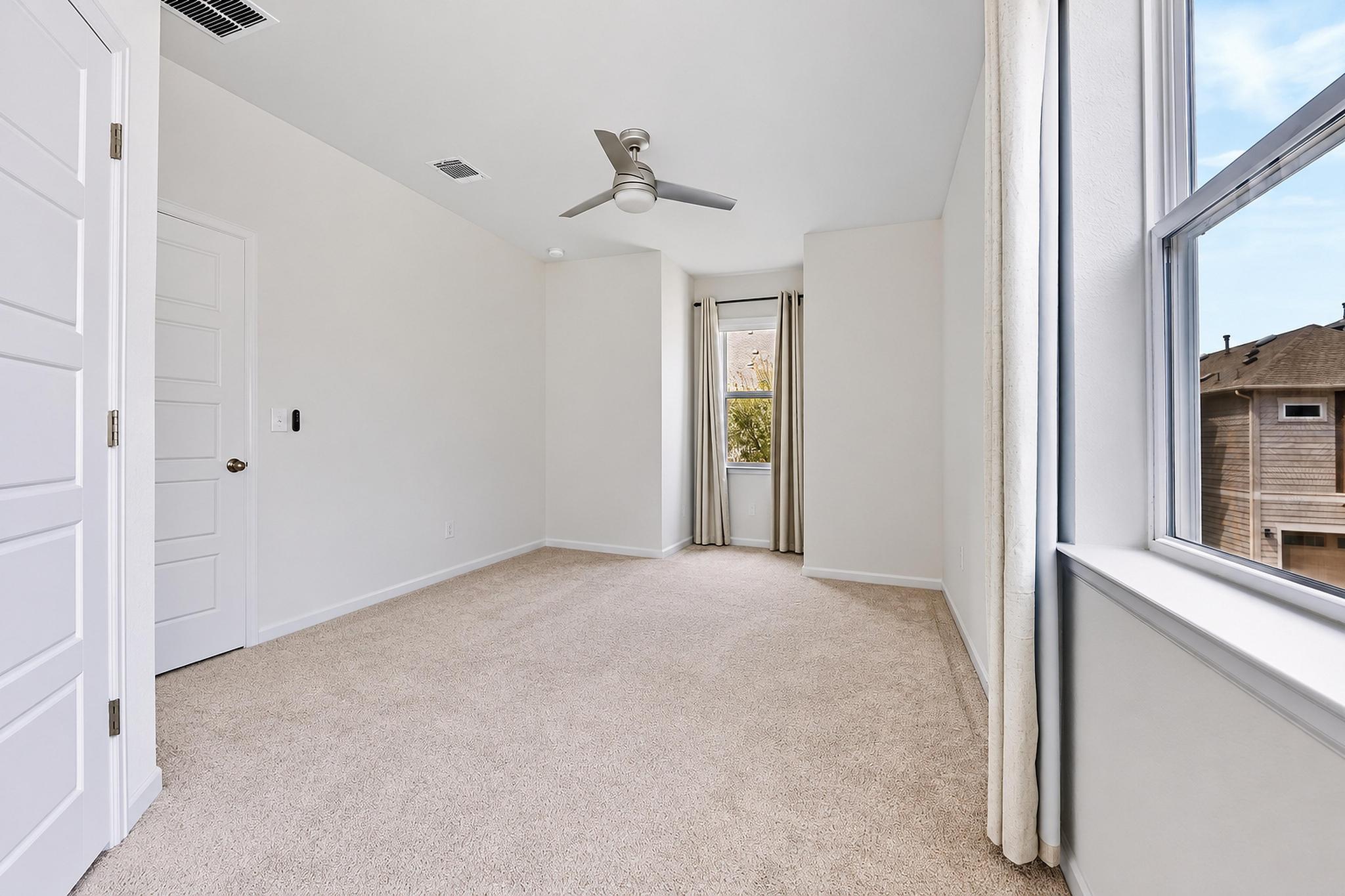 3181267 Property Photo 21