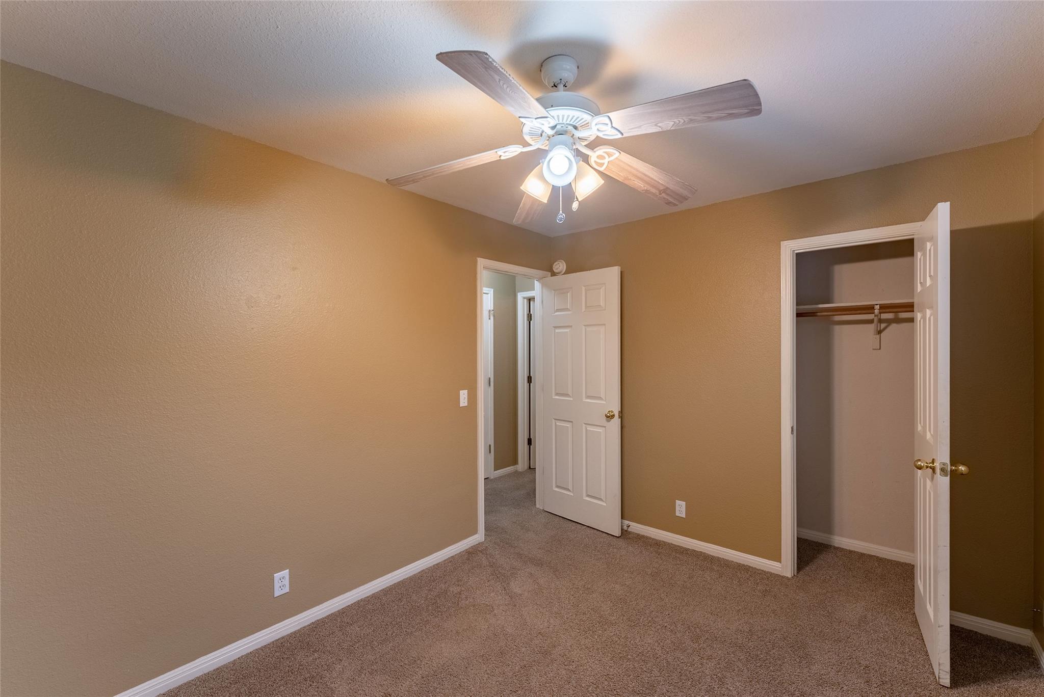 109 Granite Shoals Dr Property Photo 9