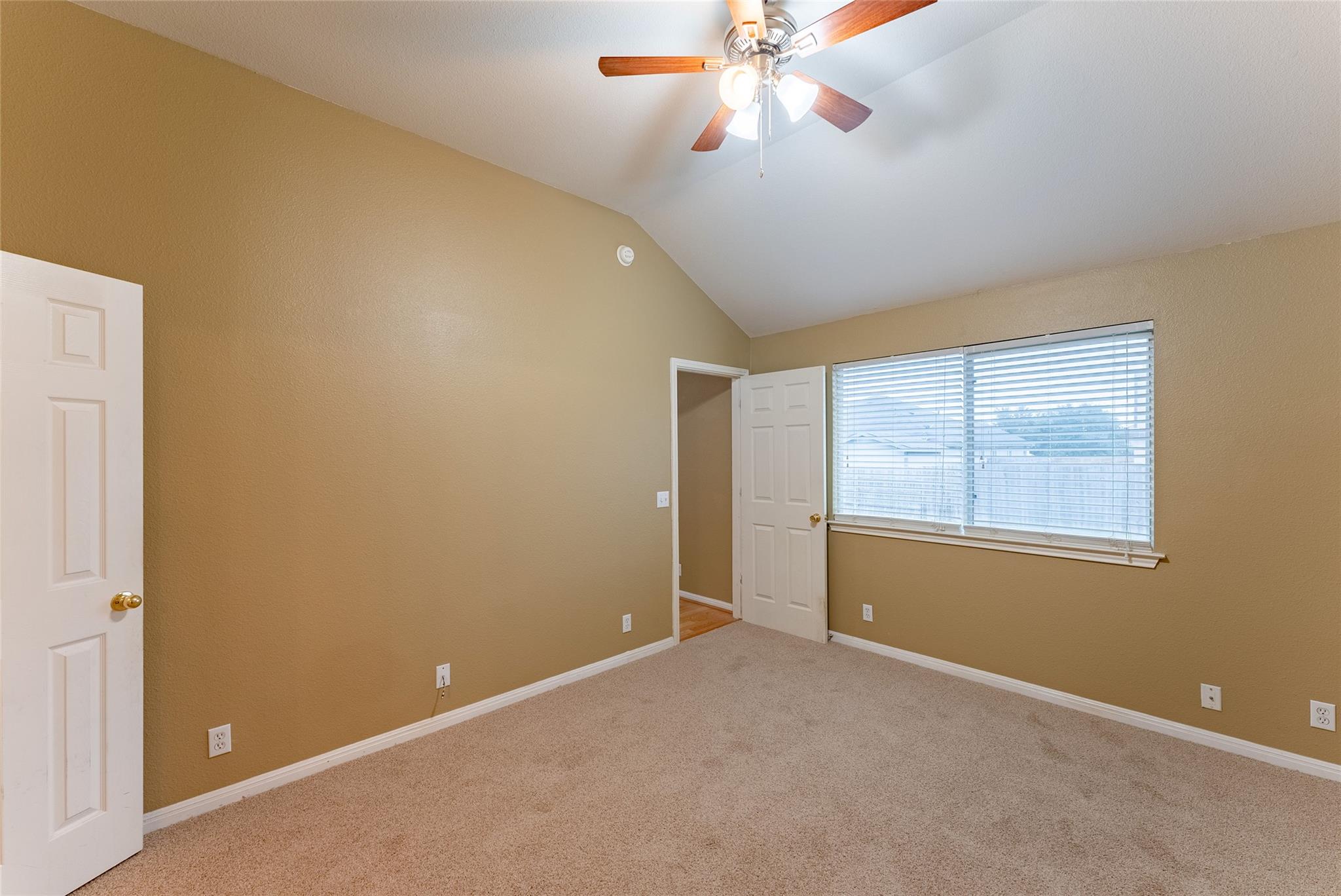 109 Granite Shoals Dr Property Photo 14