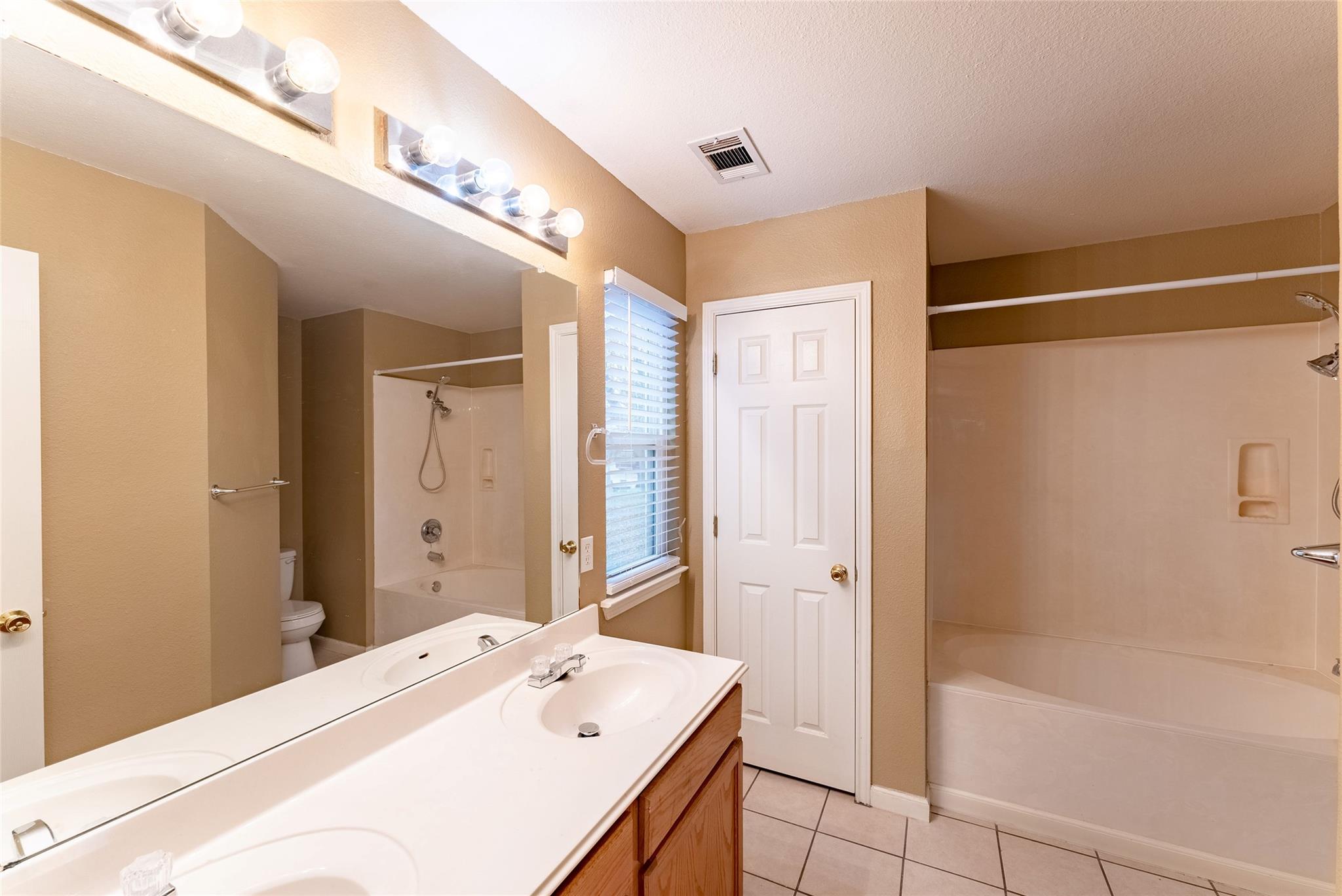 109 Granite Shoals Dr Property Photo 16