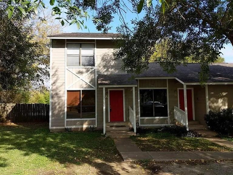 112 Hillside Cv #A Property Photo 1