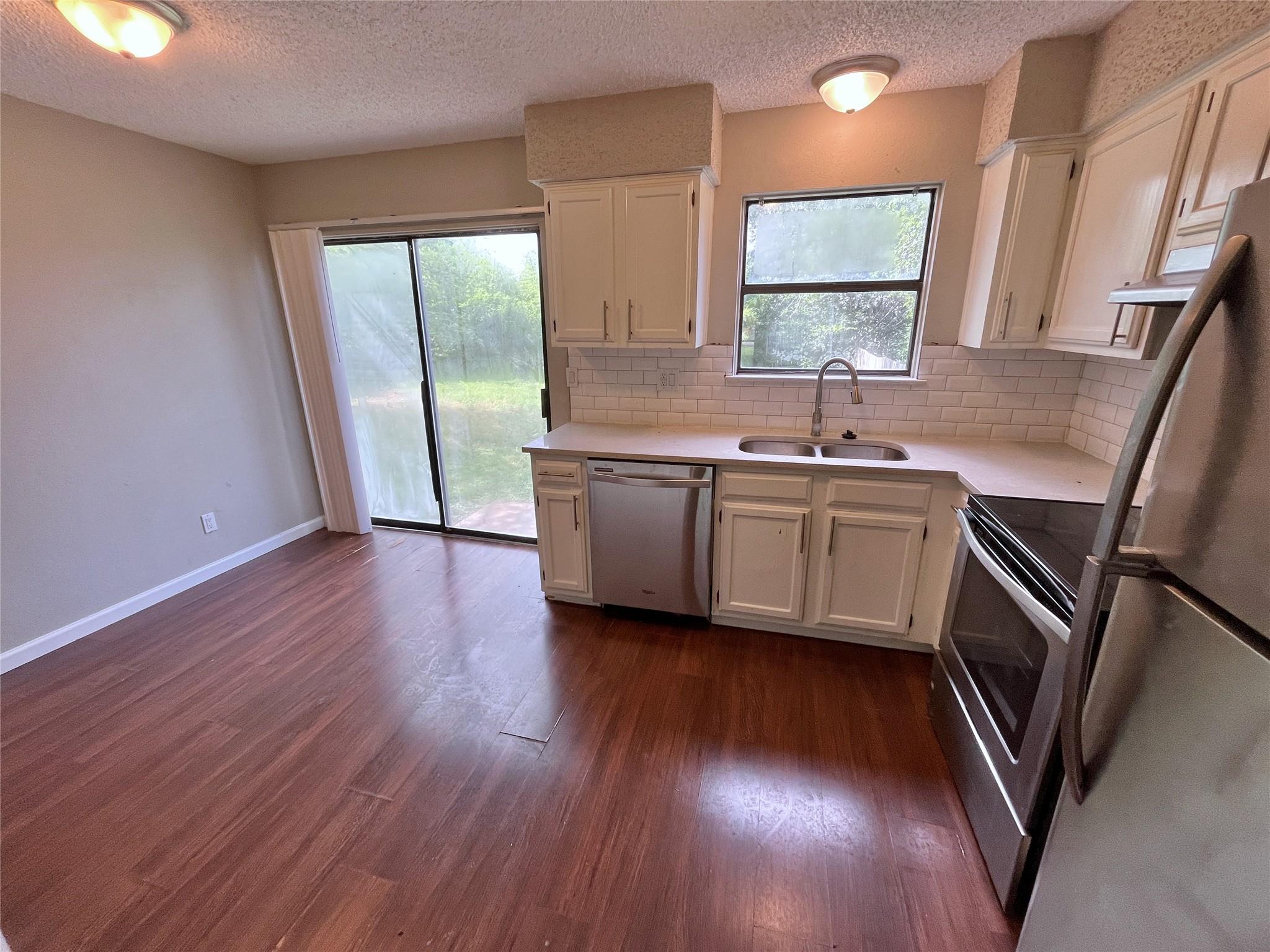 112 Hillside Cv #a Property Photo 5