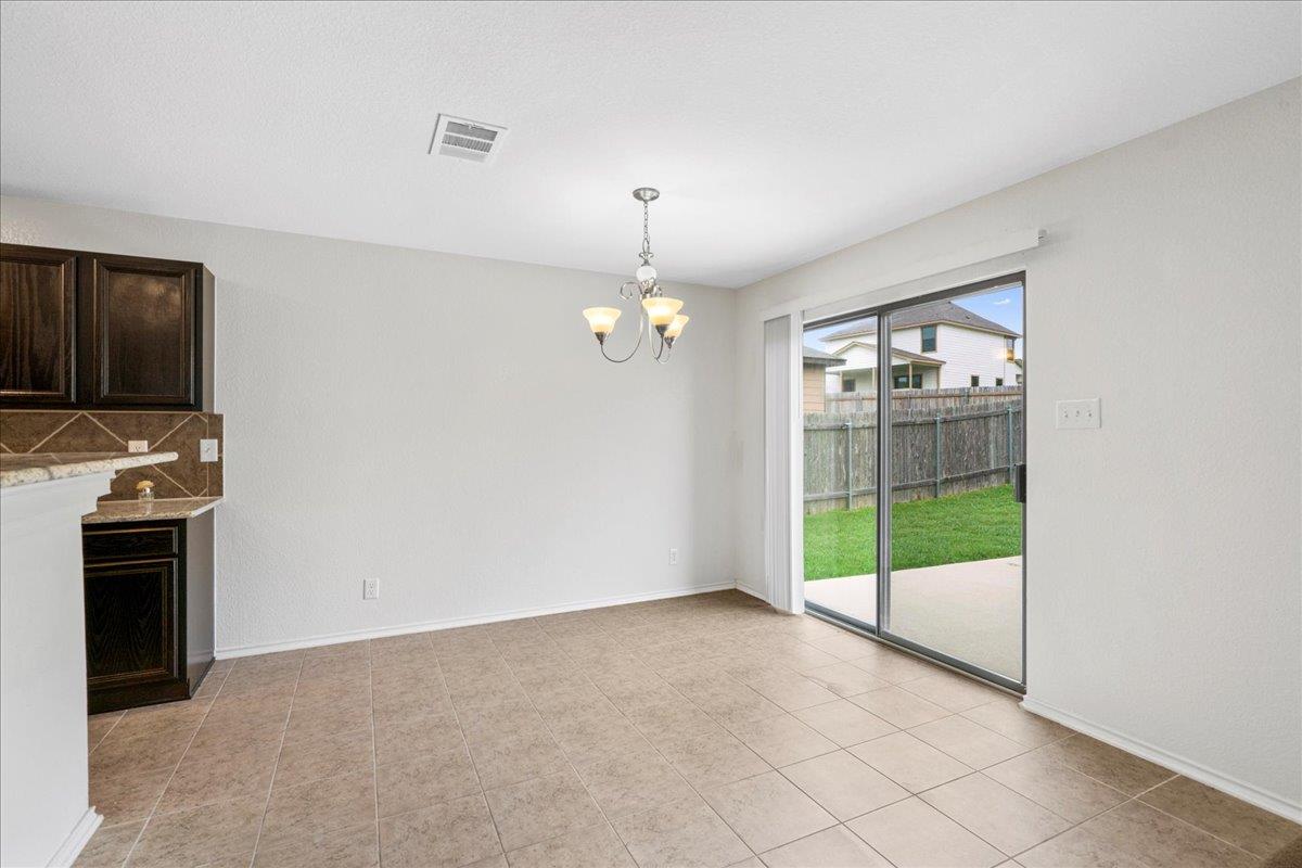 142 Rummel Dr Property Photo 7