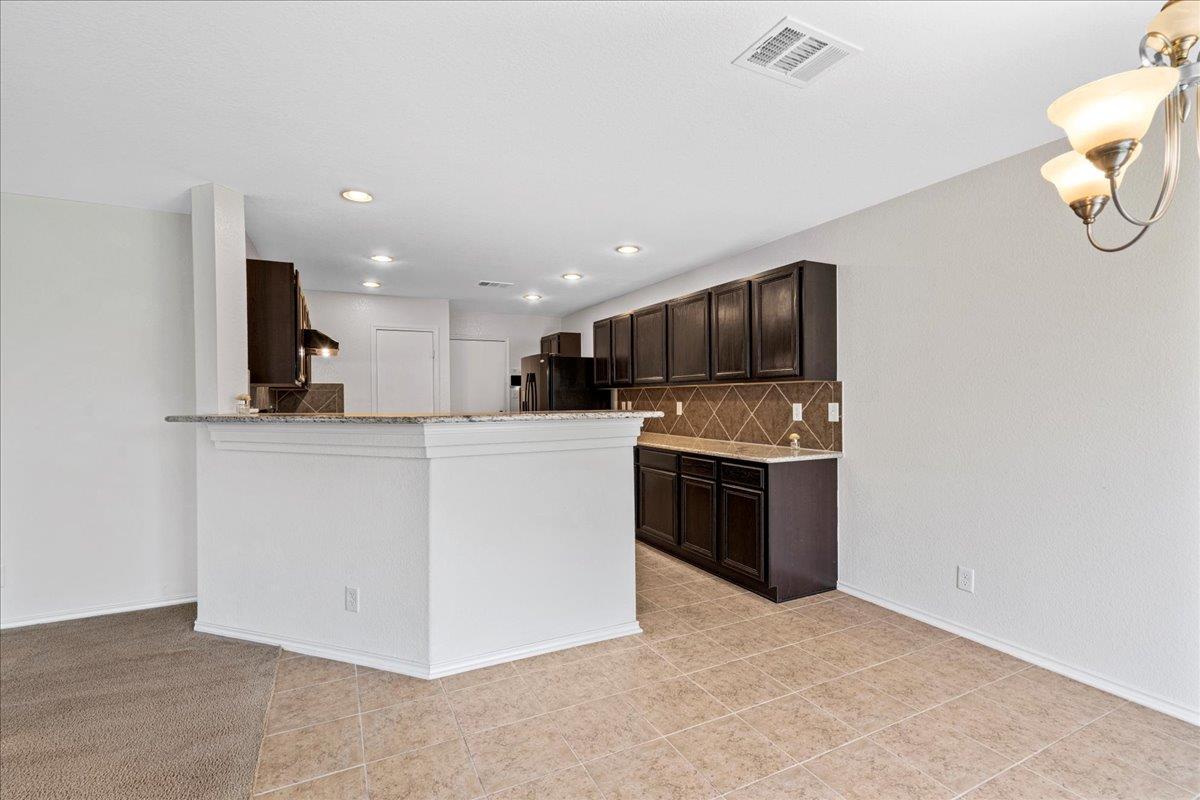 142 Rummel Dr Property Photo 8