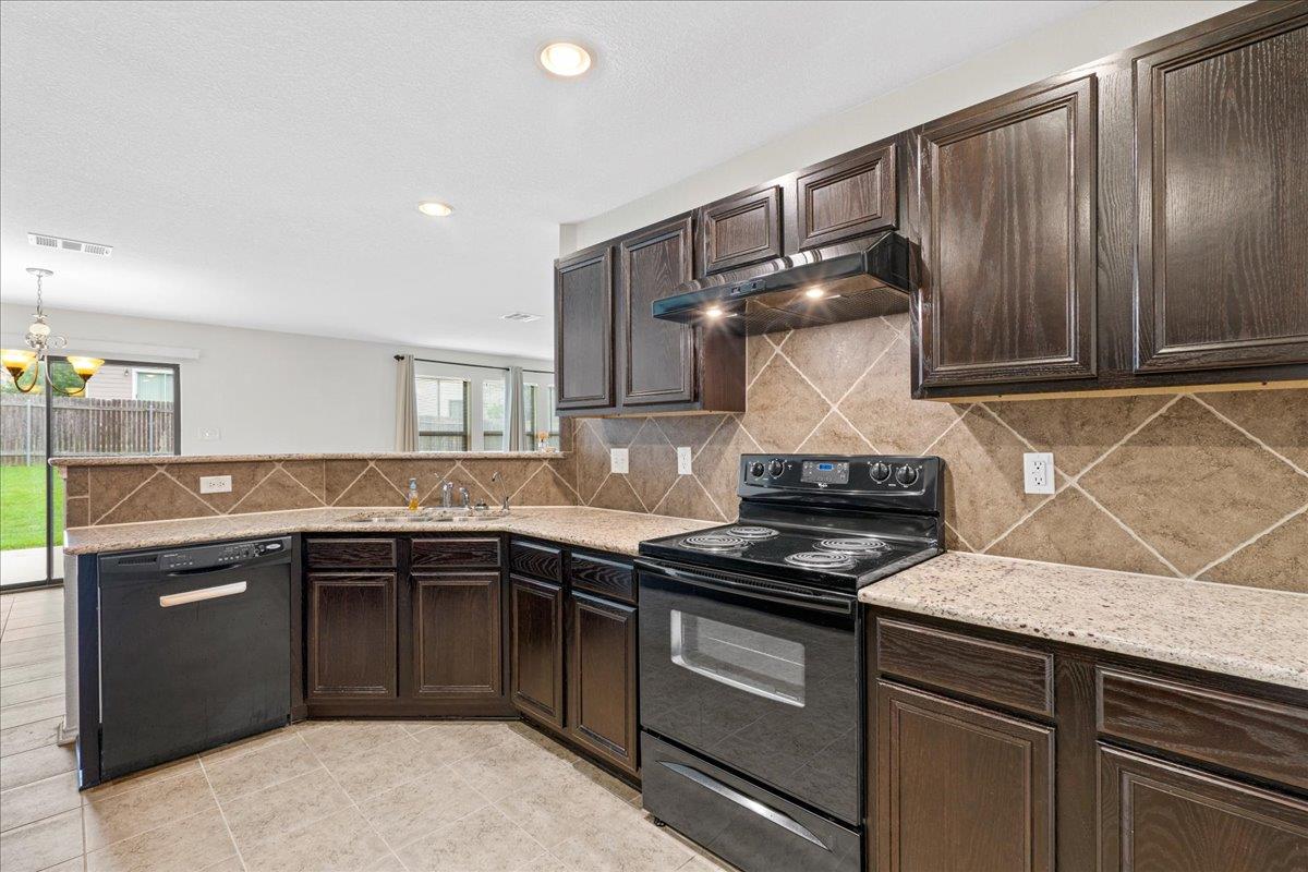 142 Rummel Dr Property Photo 10