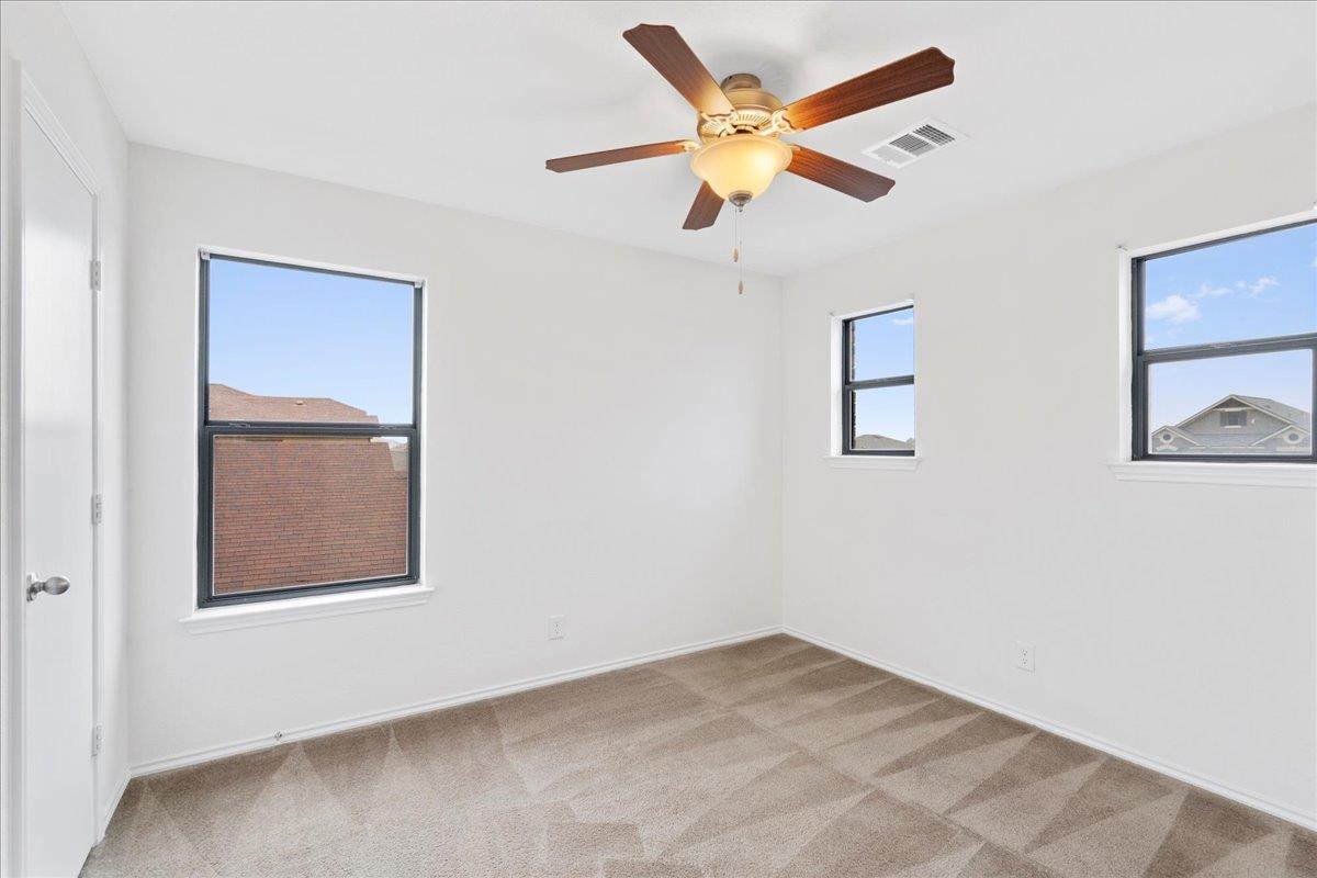 142 Rummel Dr Property Photo 20