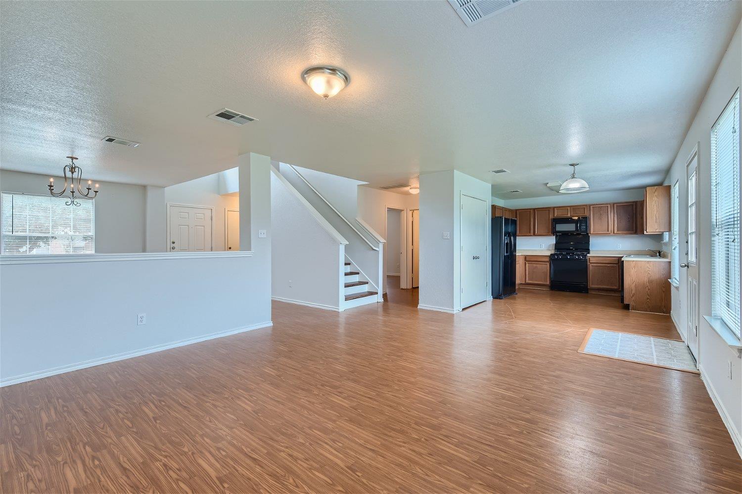 18408 Cloudmore Ln Property Photo 2