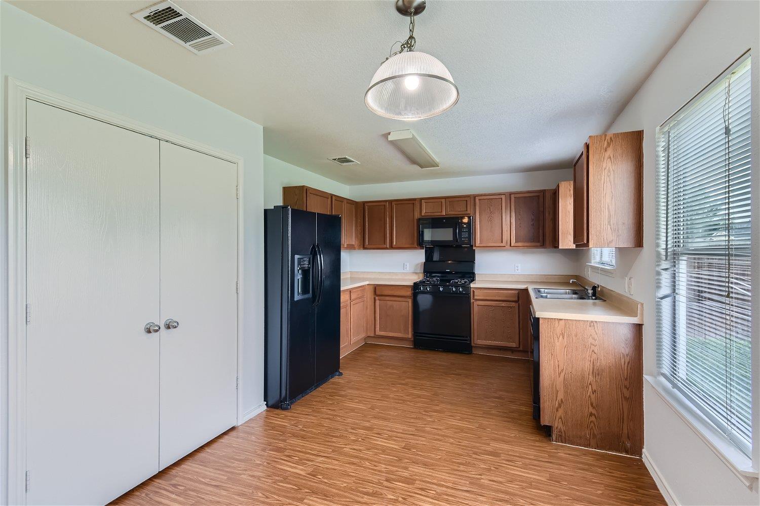 18408 Cloudmore Ln Property Photo 3