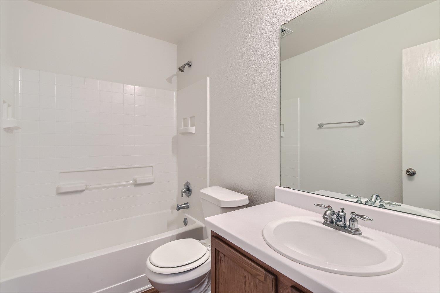 18408 Cloudmore Ln Property Photo 6