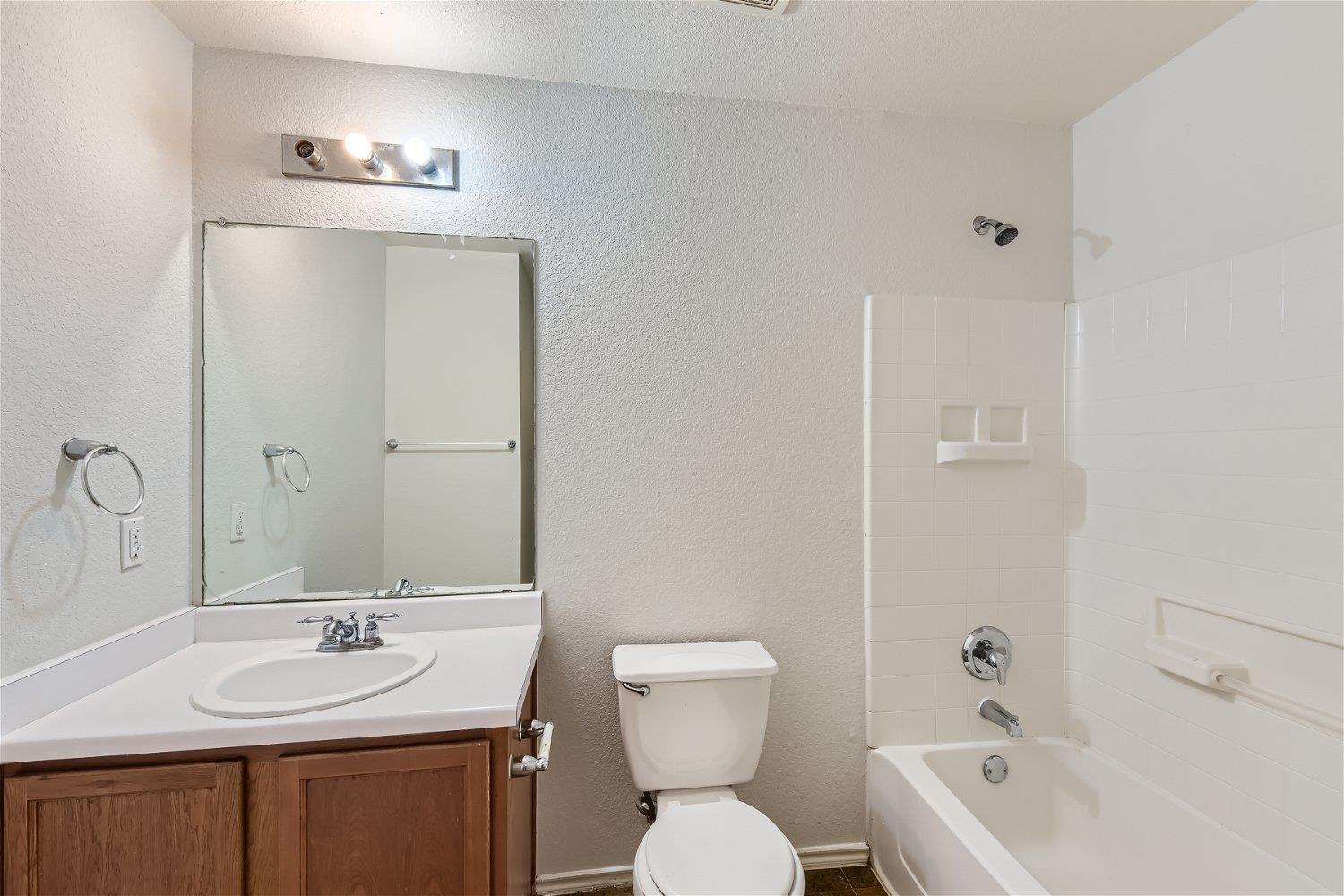 18408 Cloudmore Ln Property Photo 9