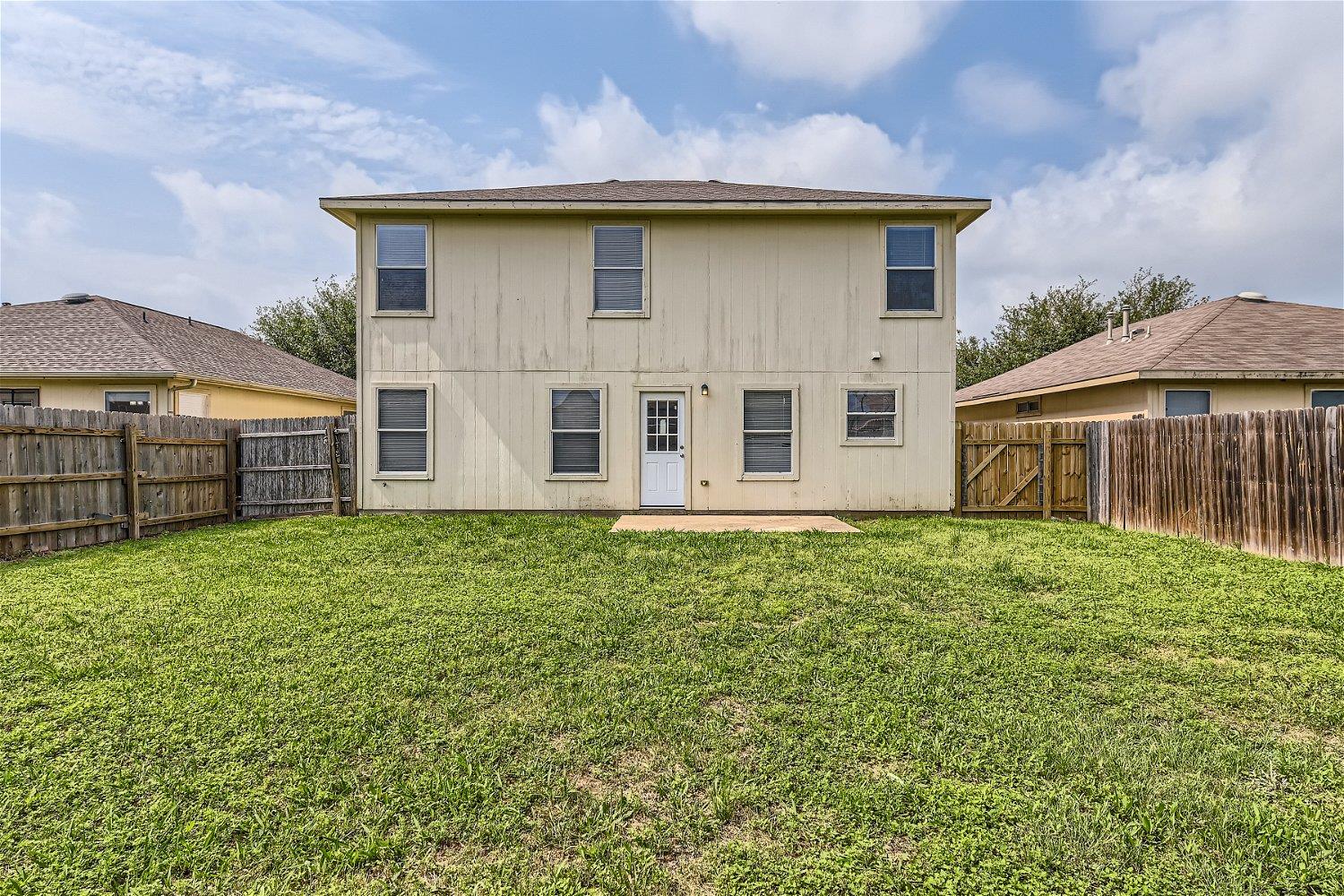 18408 Cloudmore Ln Property Photo 11