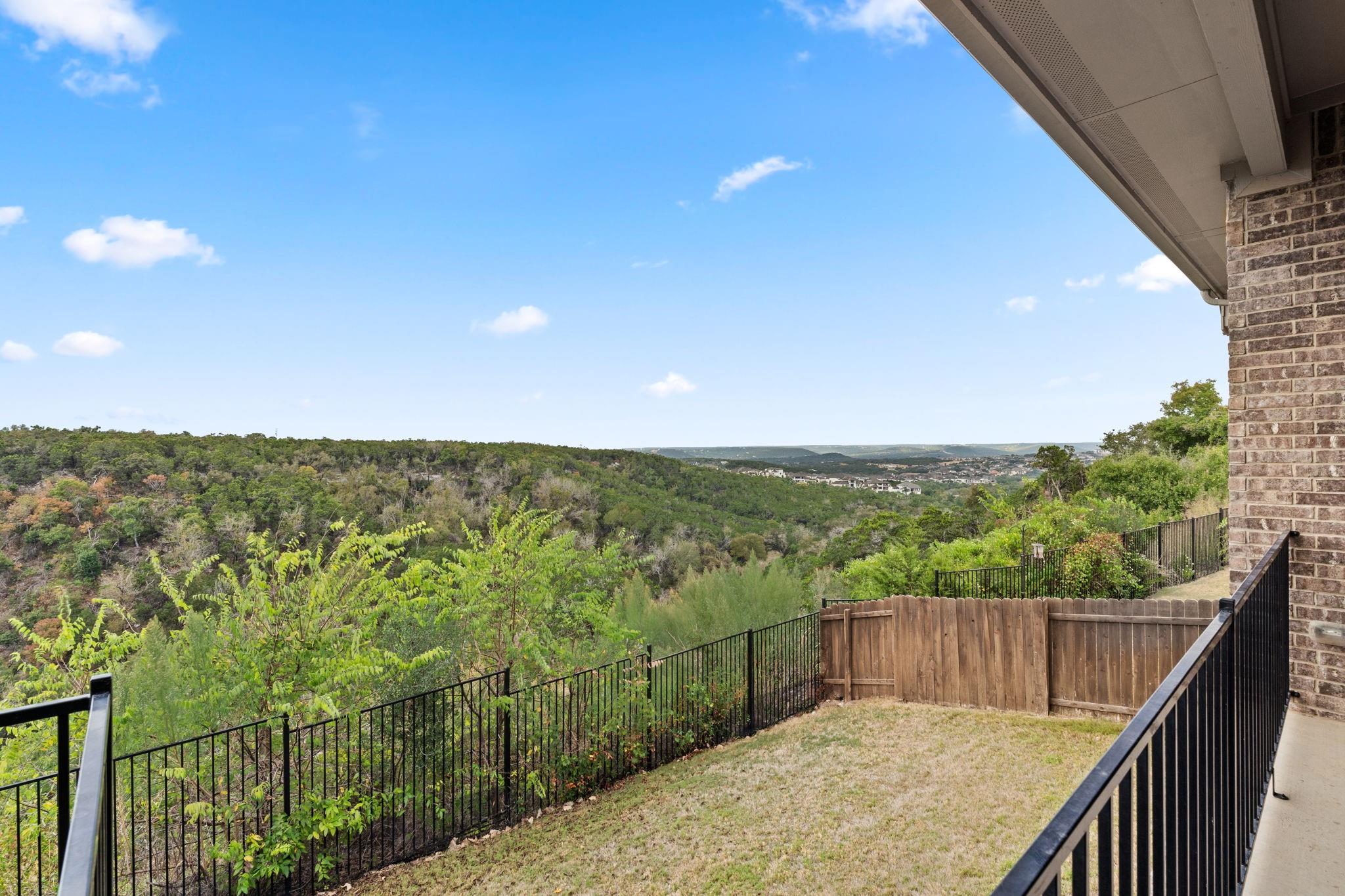 3224 Desert Shade Bnd Property Photo 5