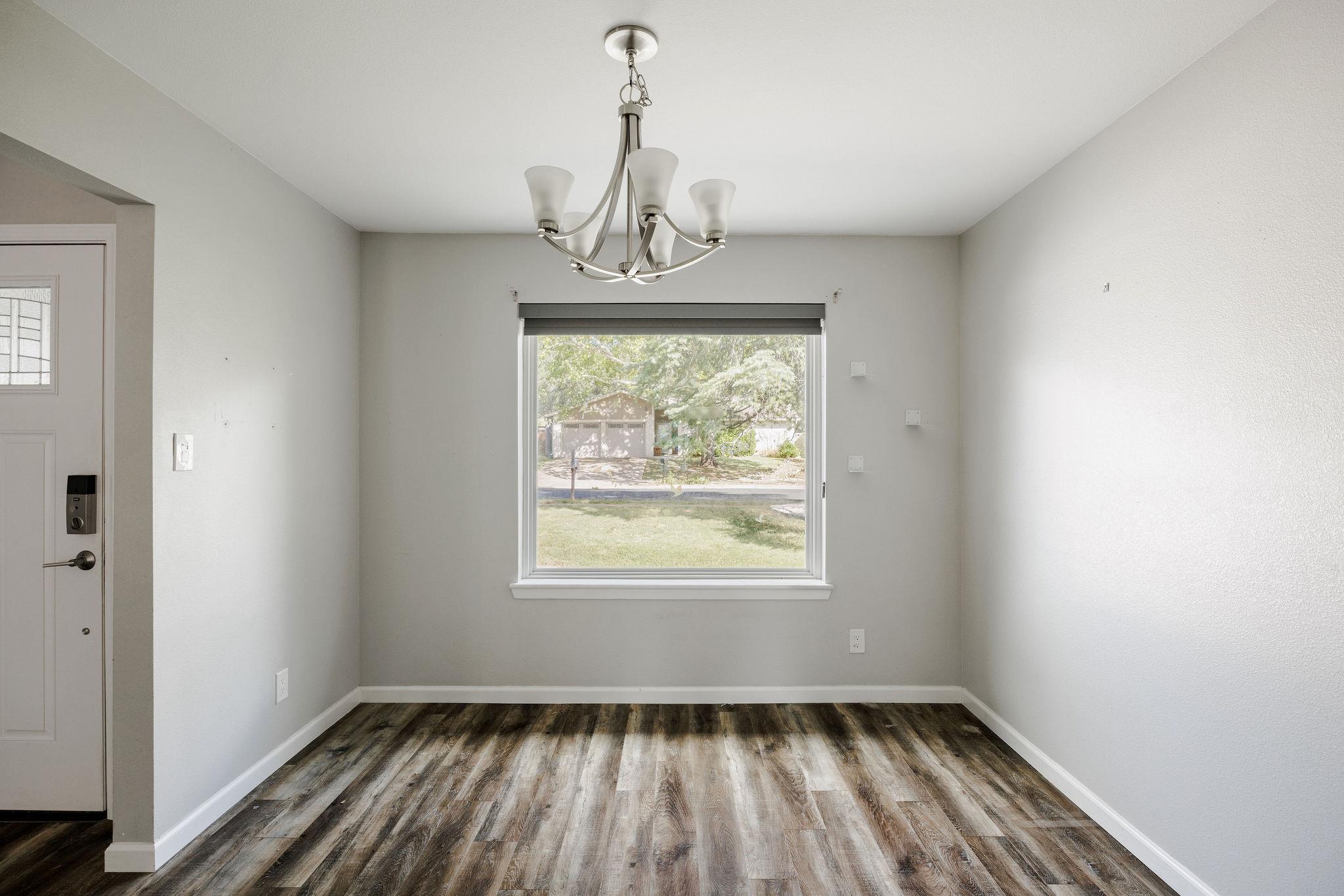 6101 London Dr Property Photo 4