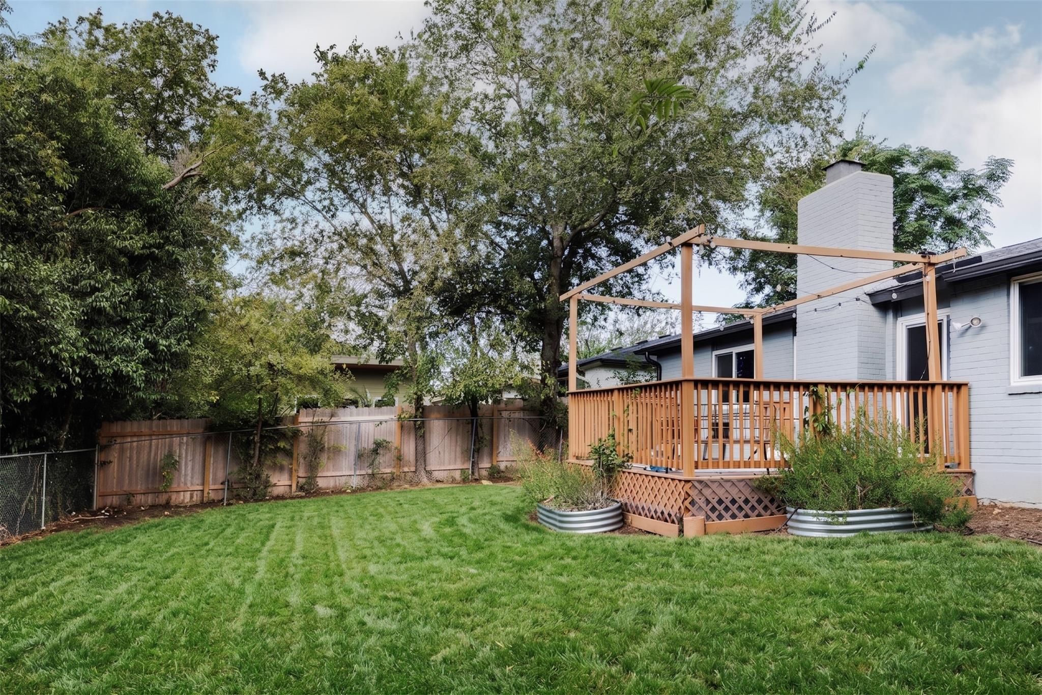 6101 London Dr Property Photo 29