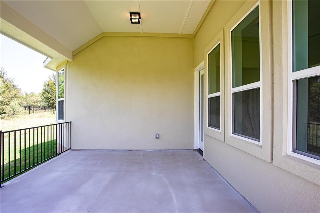 150 Raptor Beak Way Property Photo 5