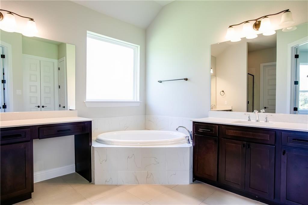 150 Raptor Beak Way Property Photo 9