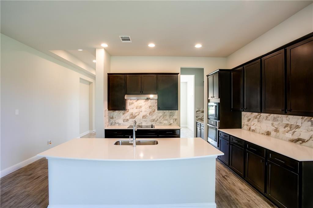 150 Raptor Beak Way Property Photo 24