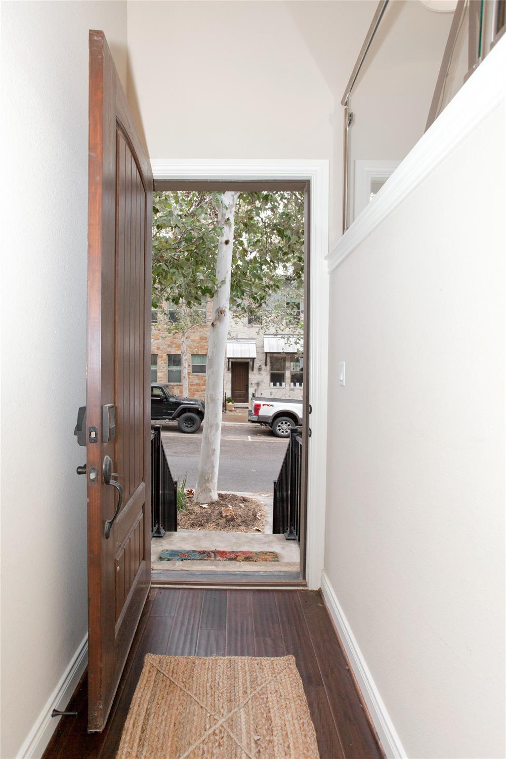 224 Adams St Property Photo 10