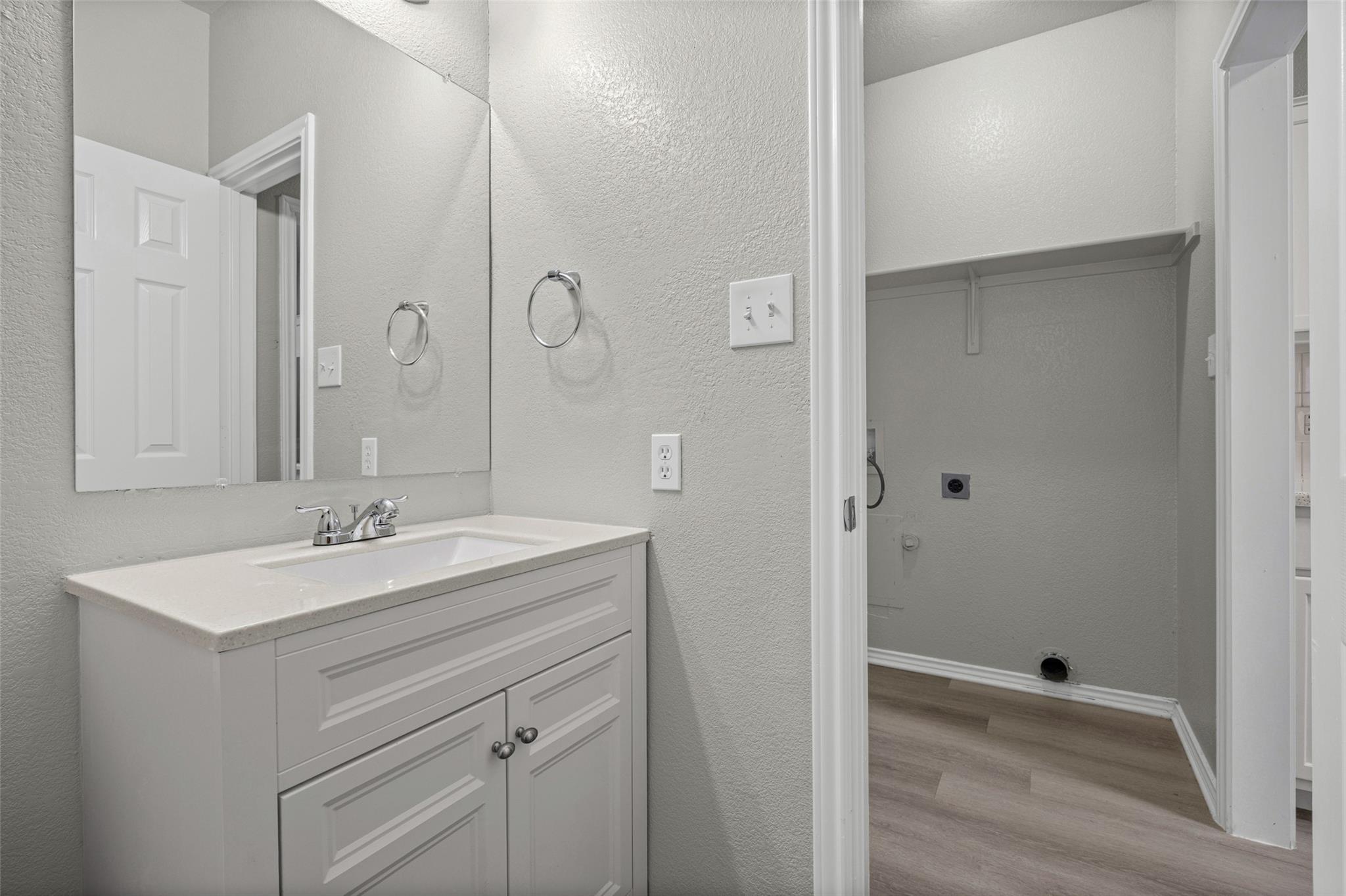 1801 Constantino Cir Property Photo 14