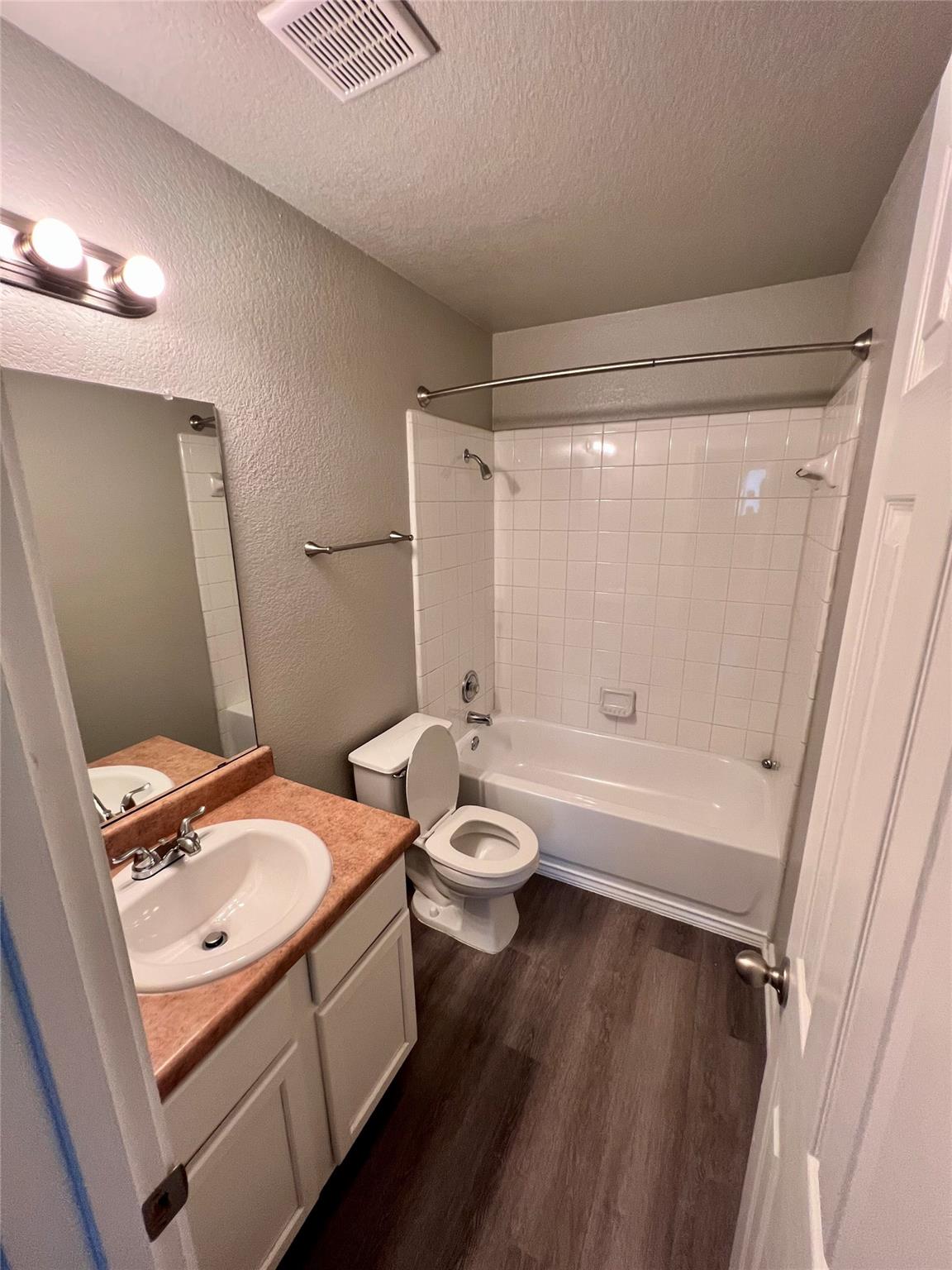 1801 Constantino Cir Property Photo 18