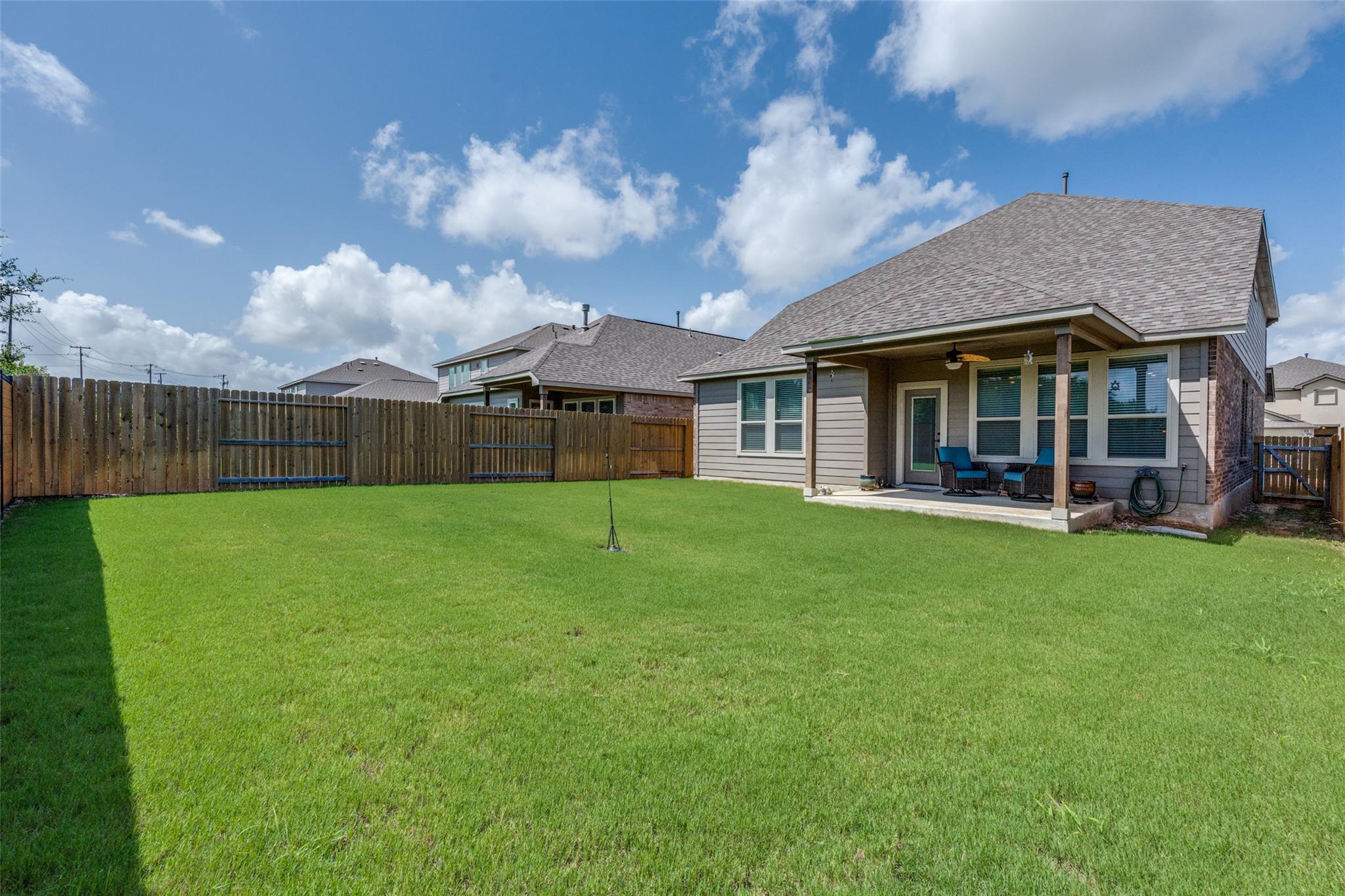 1624 Stone House Dr Property Photo 16