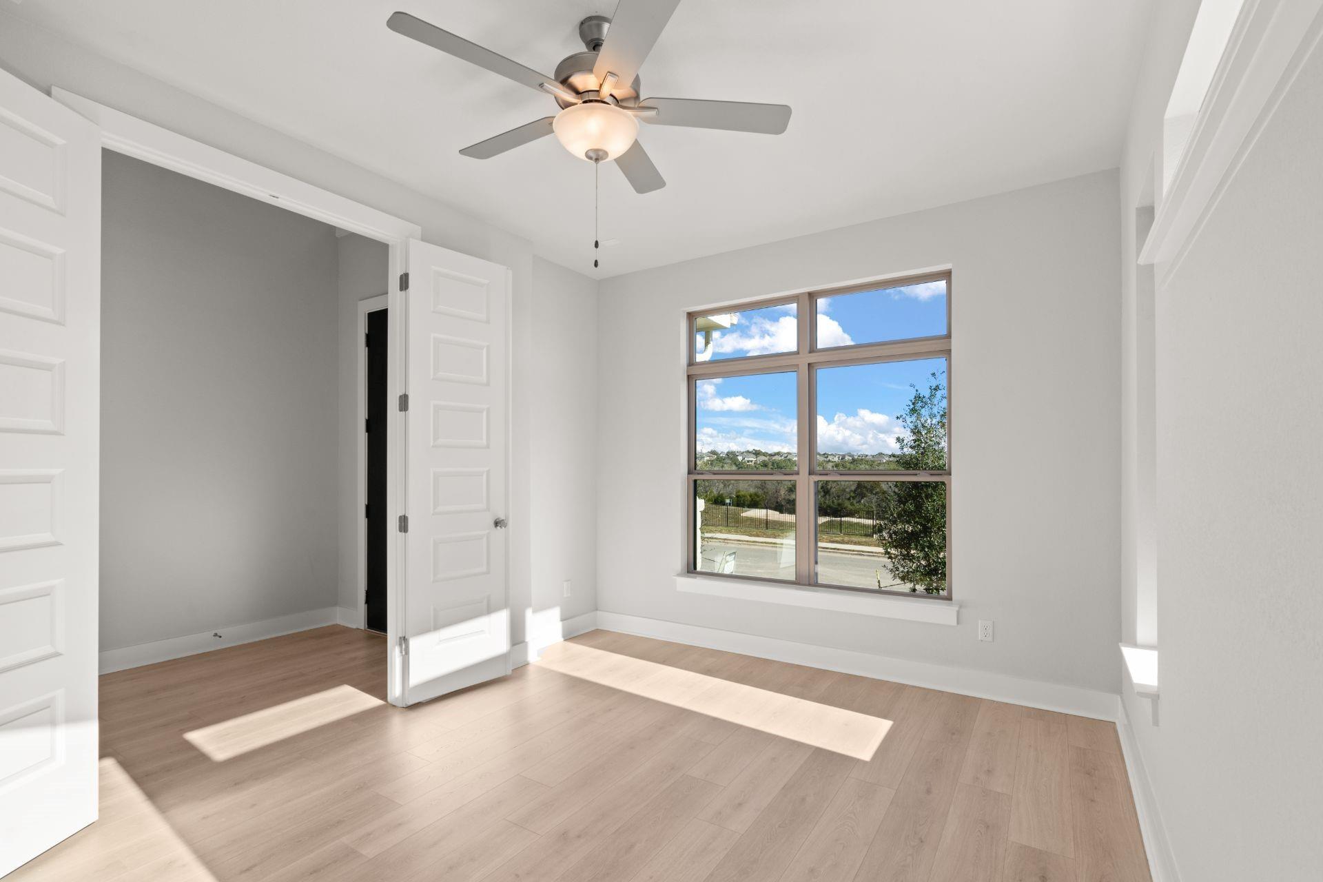 1129 Blanket Flower Dr Property Photo 20