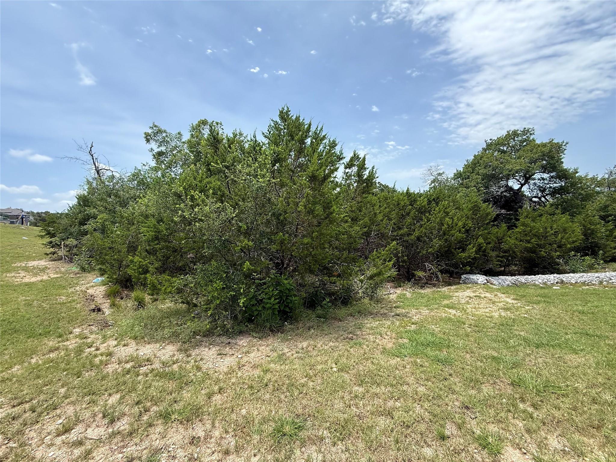 1709 Long Bow Dr Property Photo 3