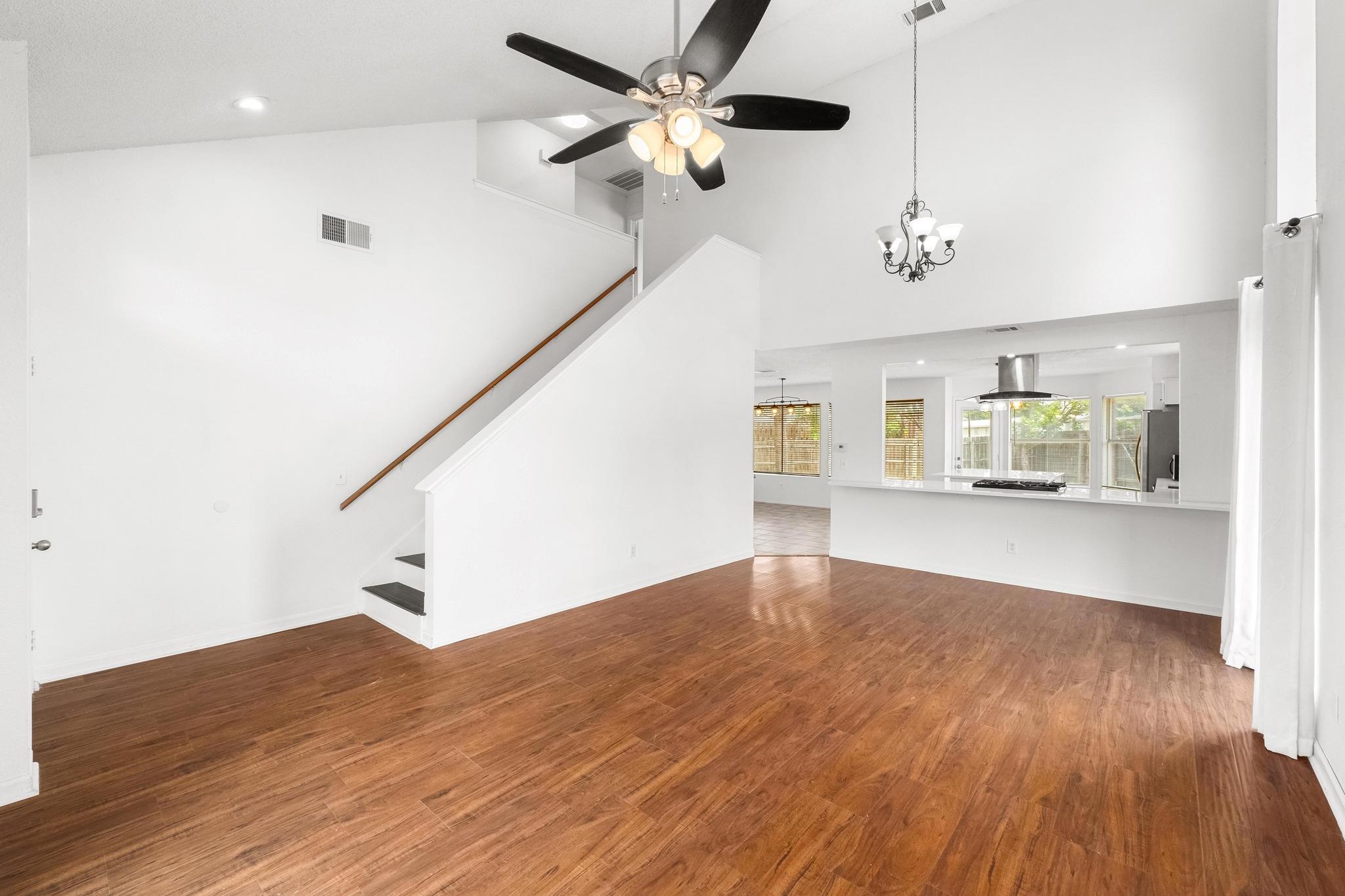 12701 Tantara Dr Property Photo 6