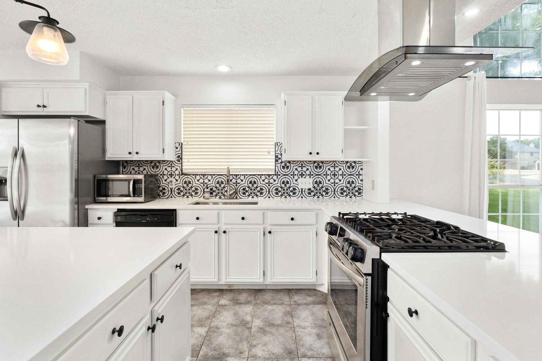 12701 Tantara Dr Property Photo 8