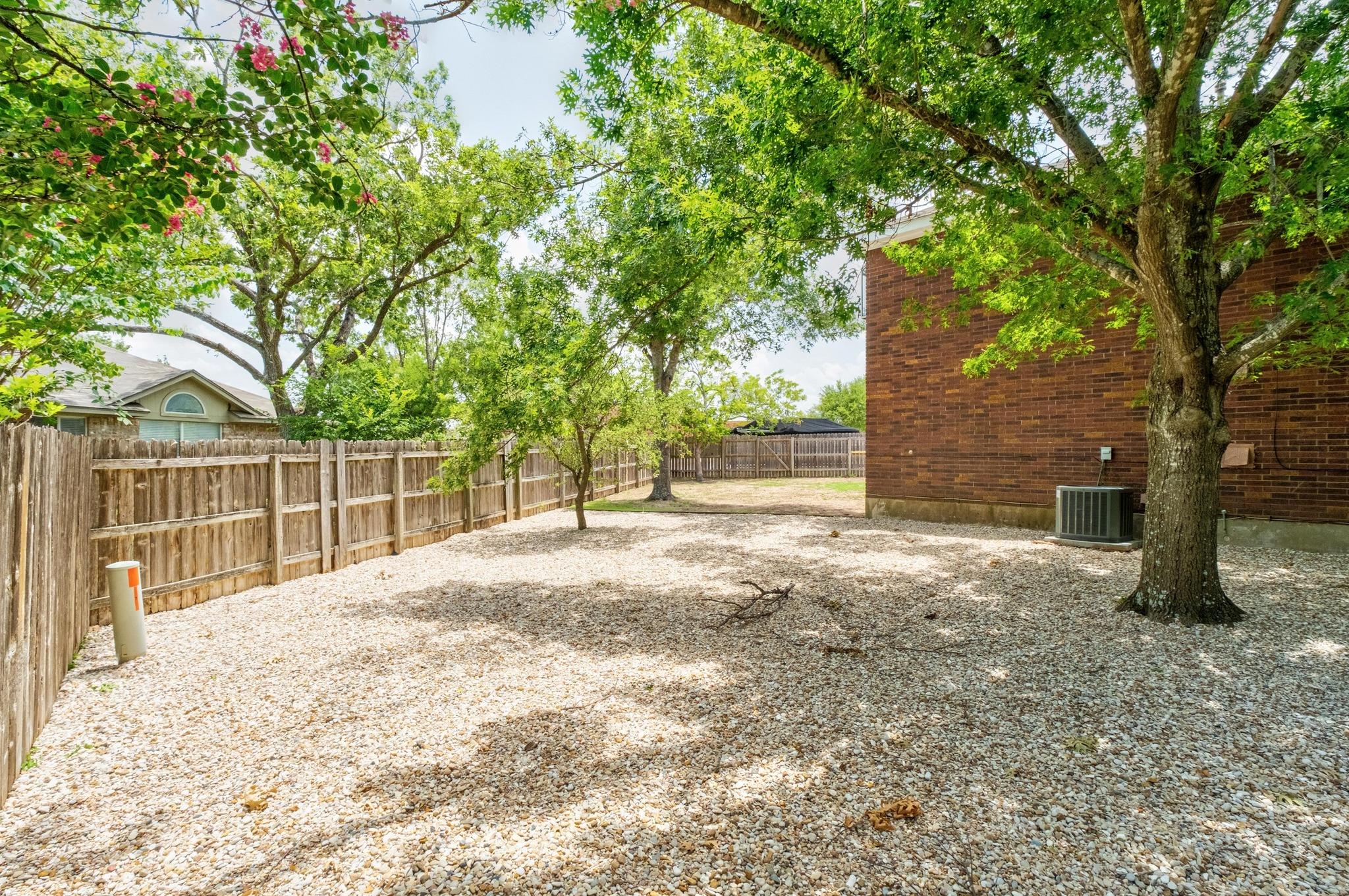 12701 Tantara Dr Property Photo 29