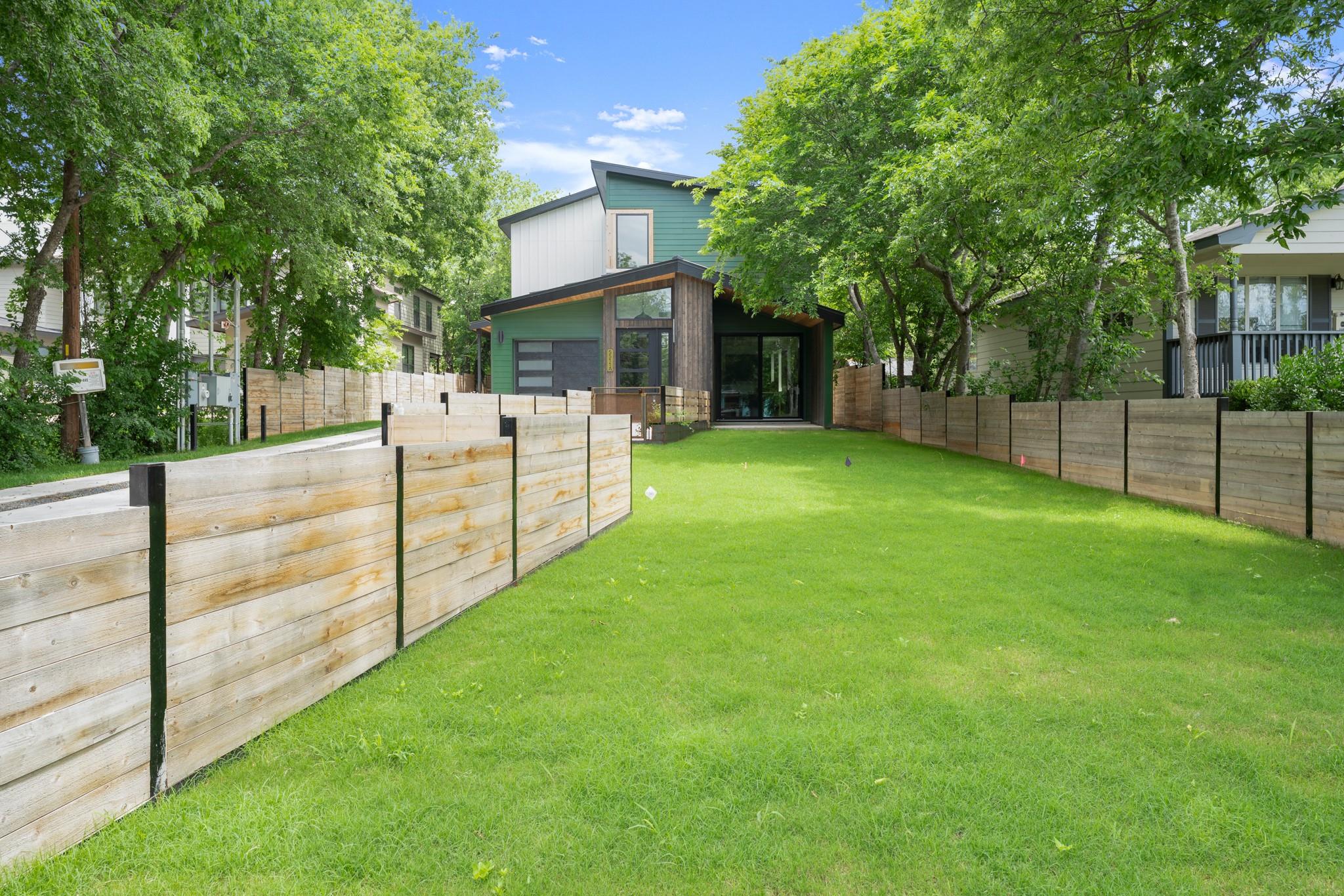 5511 Joe Sayers Ave #a Property Photo 1