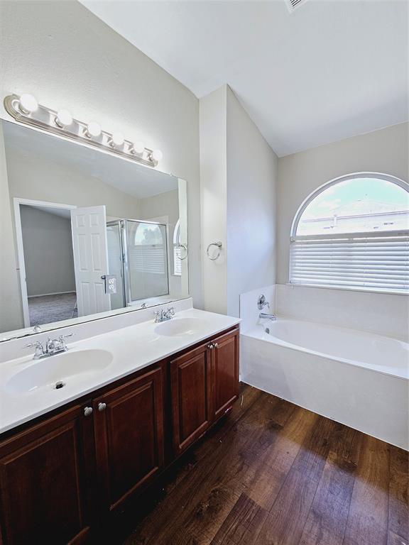 789 Covent Dr Property Photo 10