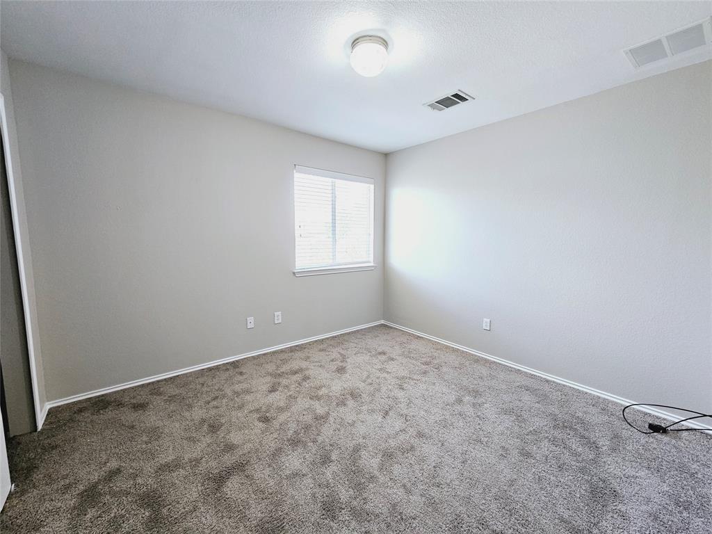 789 Covent Dr Property Photo 12