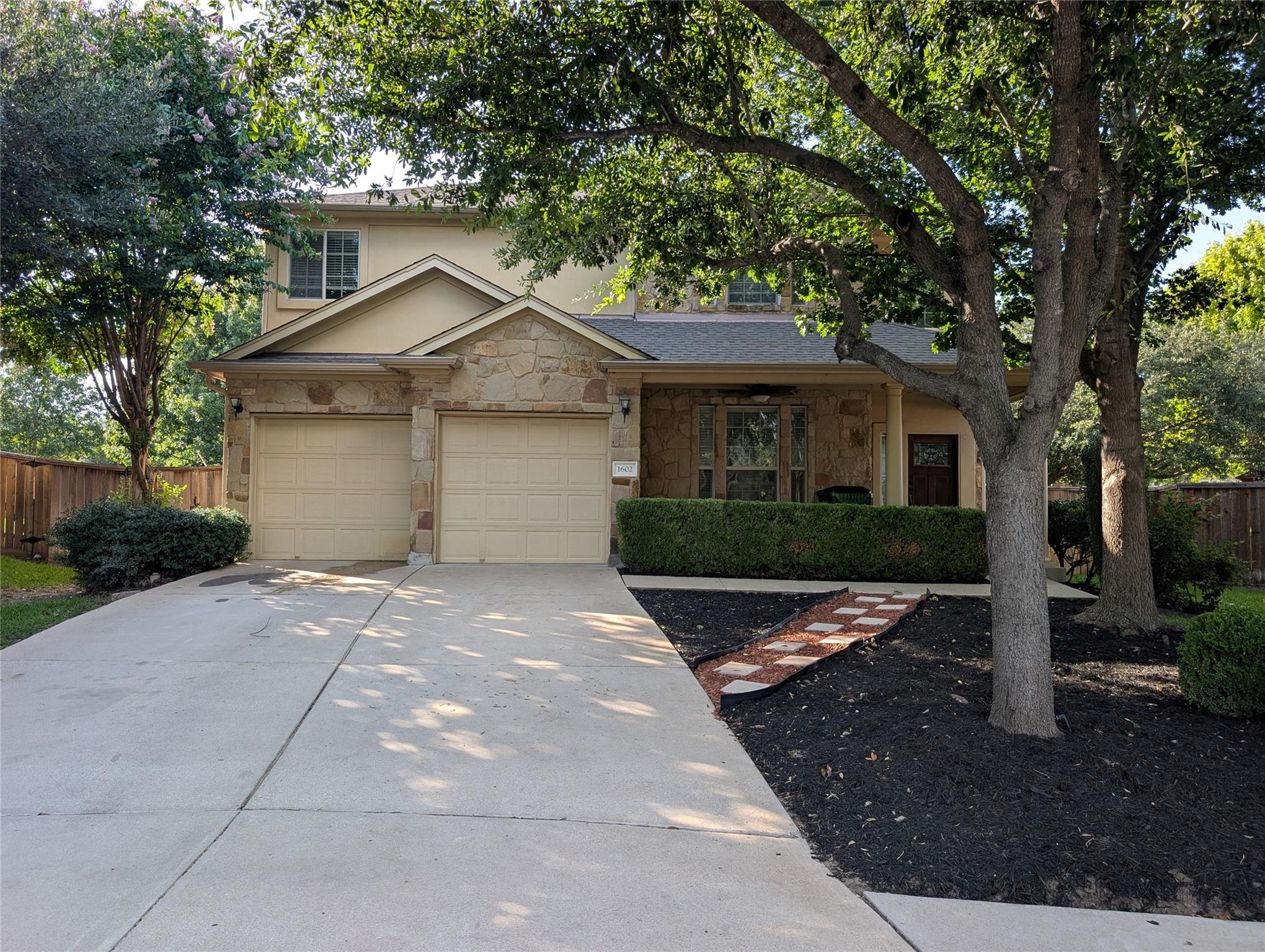 1602 Westmeadow Trl Property Photo 1